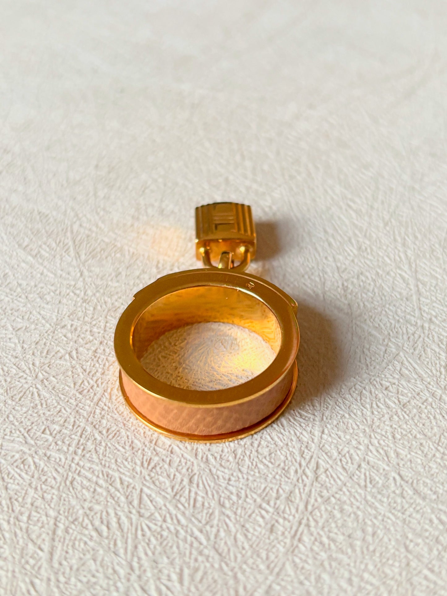 HERMÈS Anneau Kelly Cadenas