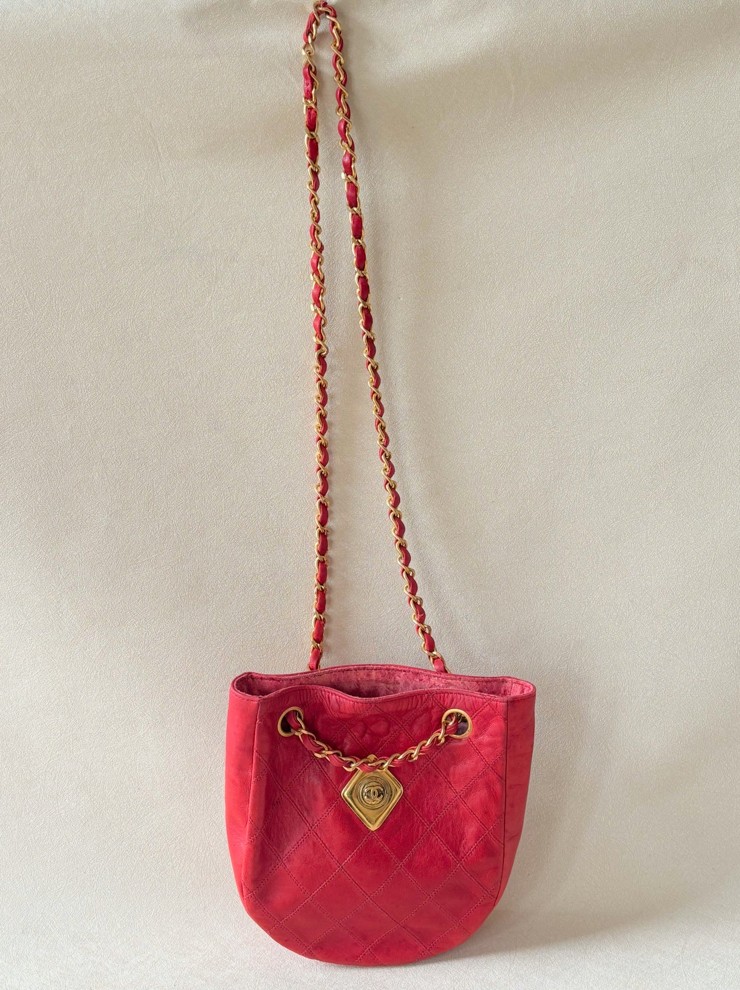 CHANEL Sac seau vintage