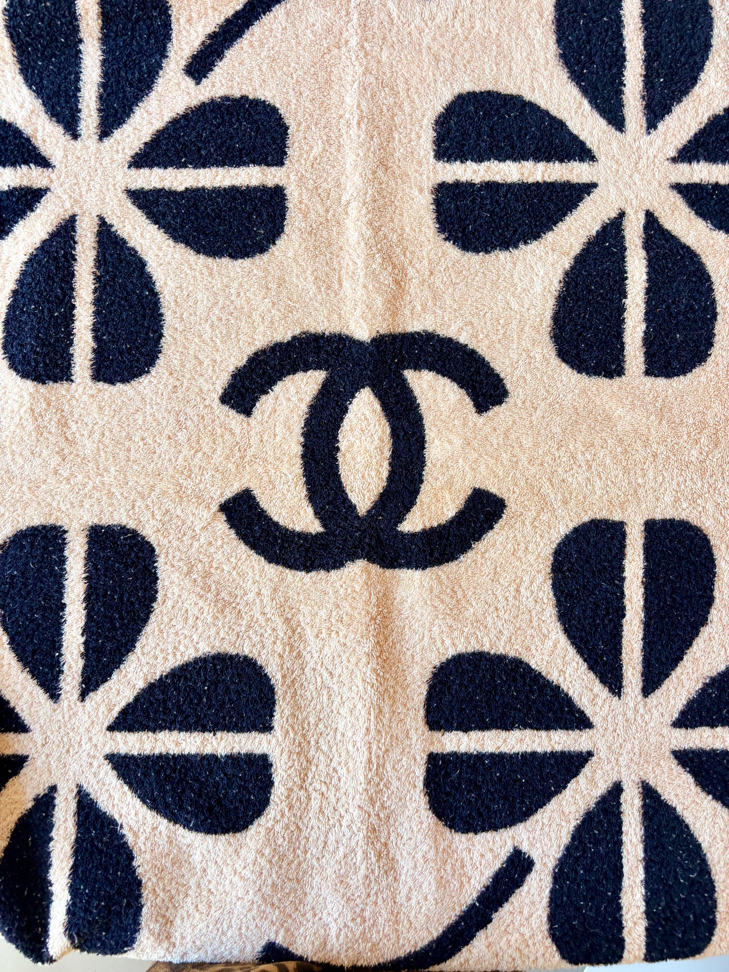 CHANEL Drap de Plage