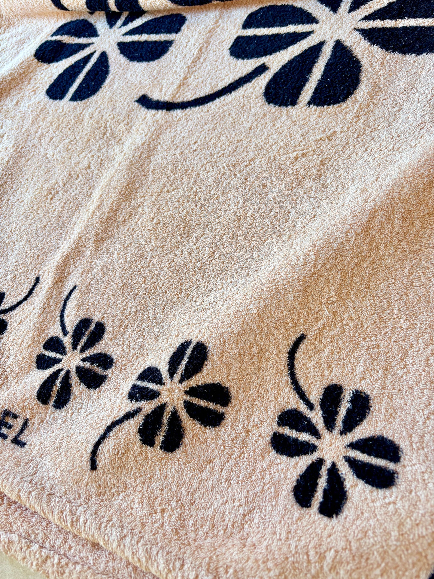 CHANEL Drap de Plage