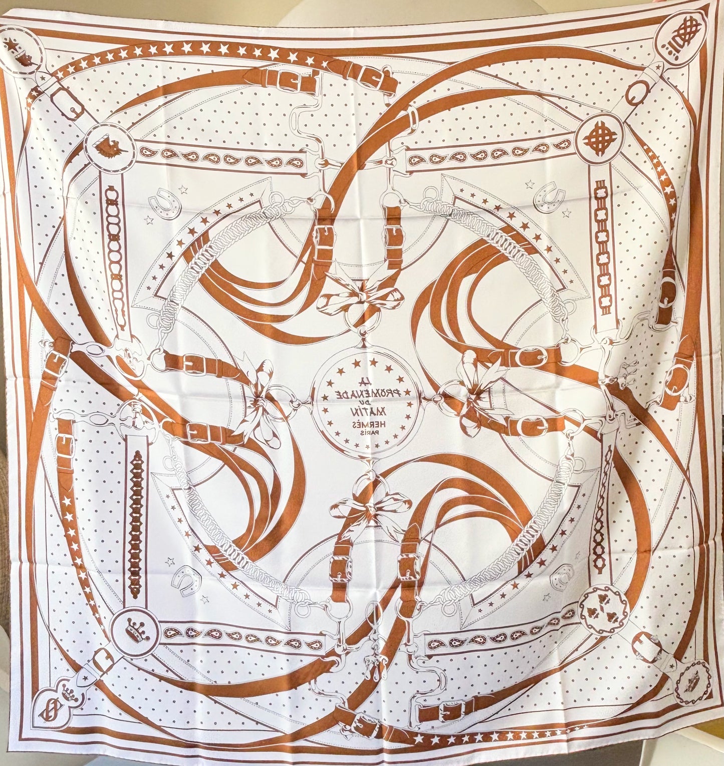 HERMÈS Carré 140 Bandana