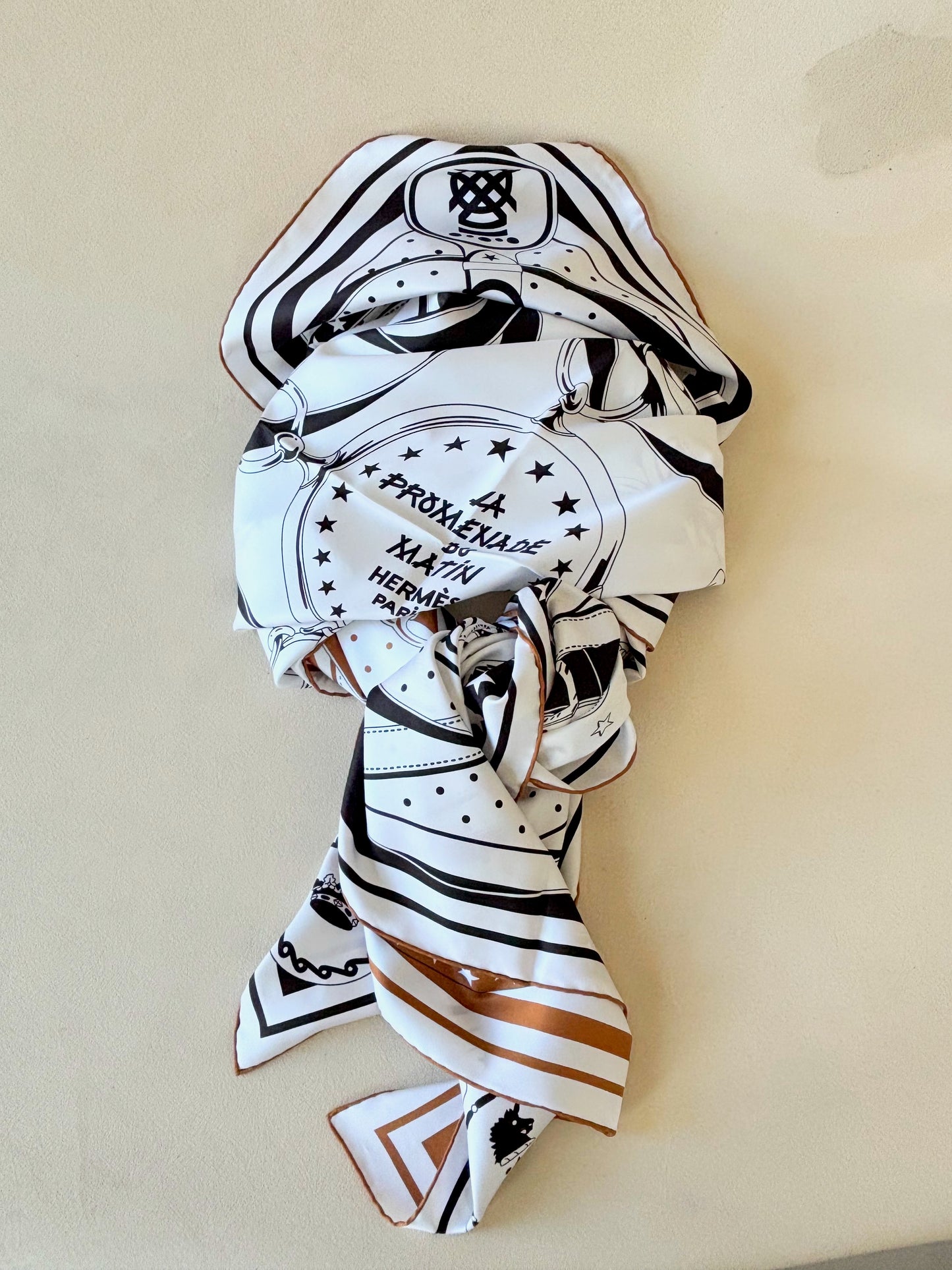 HERMÈS Carré 140 Bandana