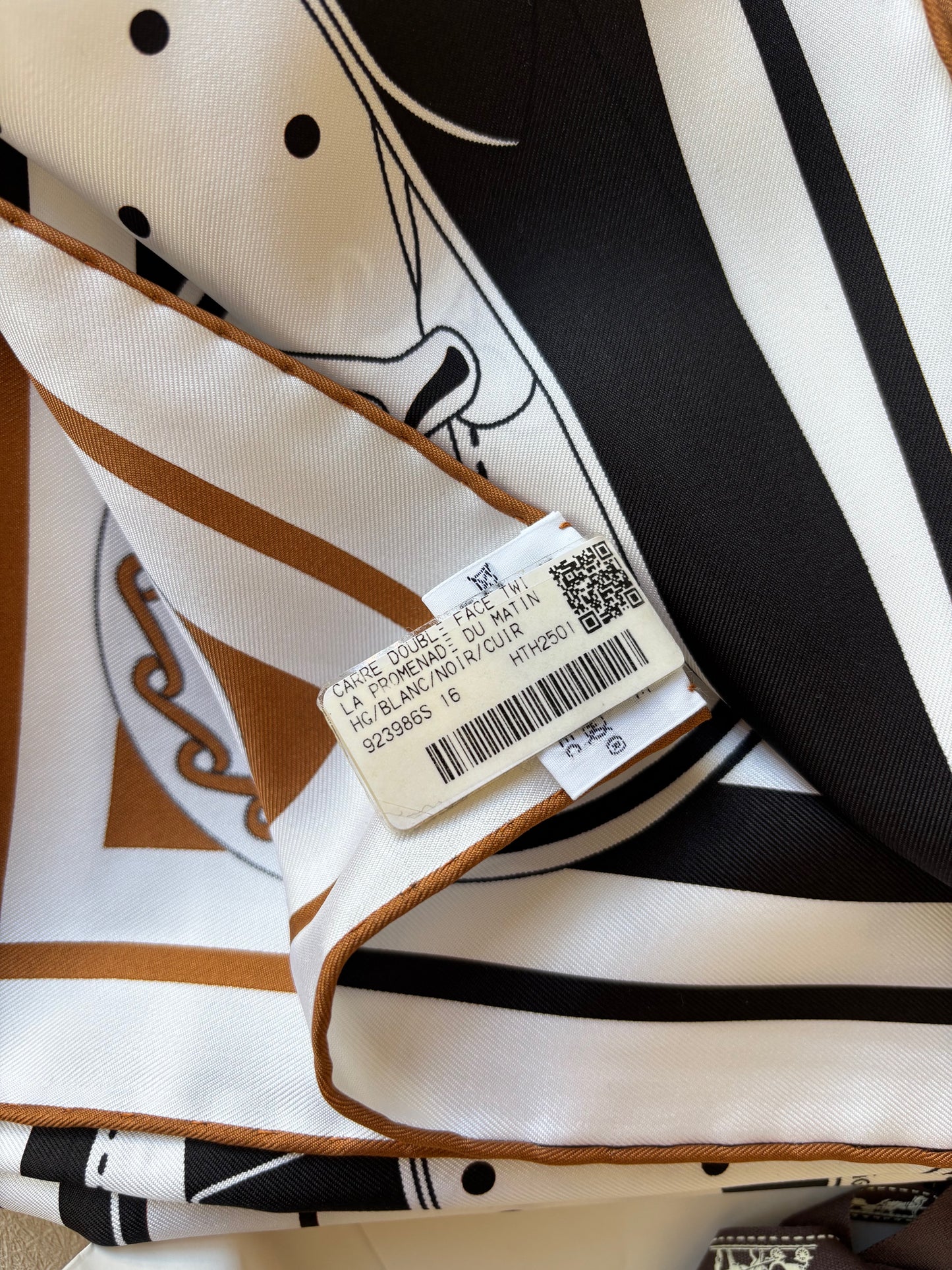 HERMÈS Carré 140 Bandana