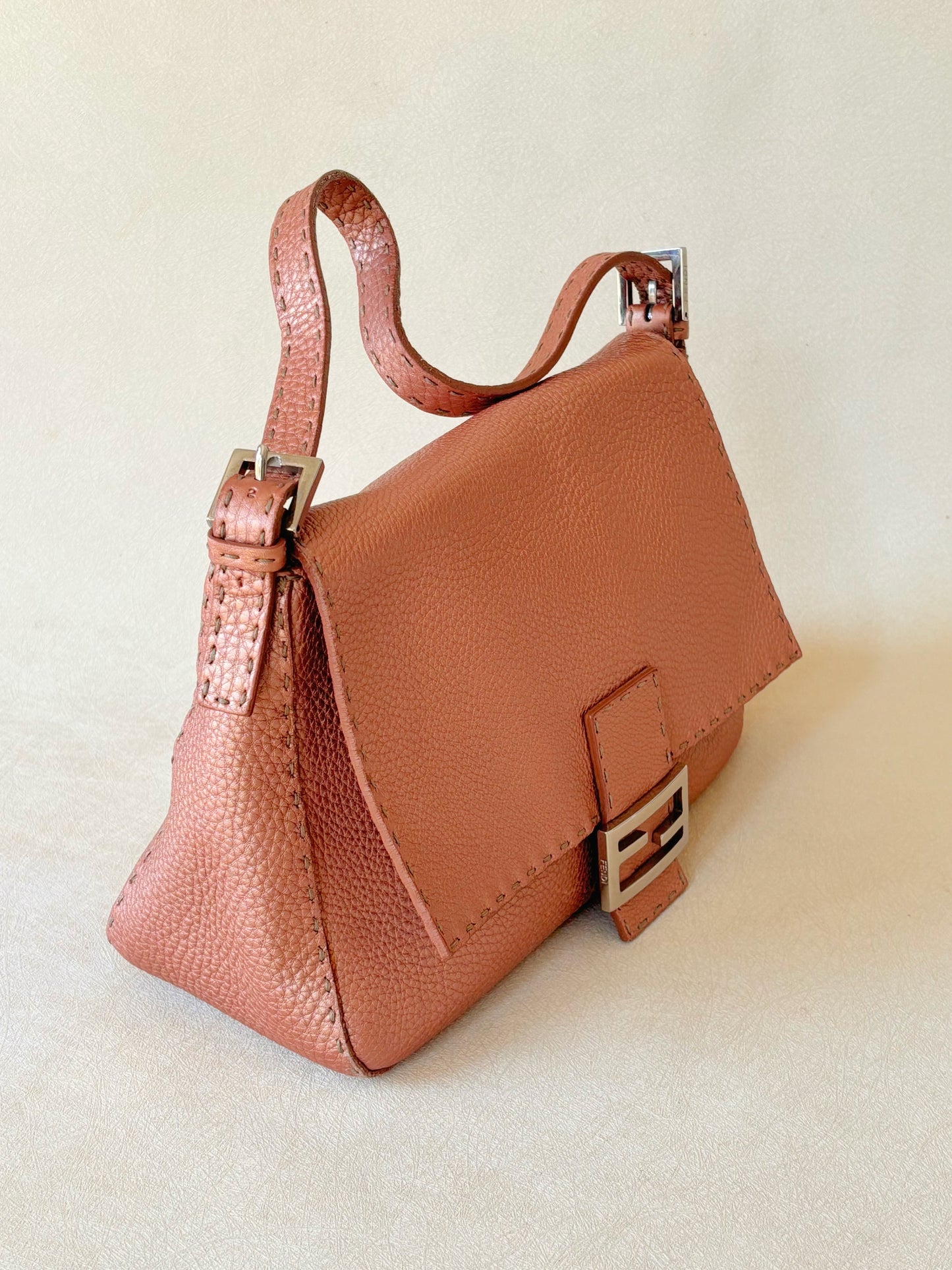 FENDI Sac Mamma Baguette