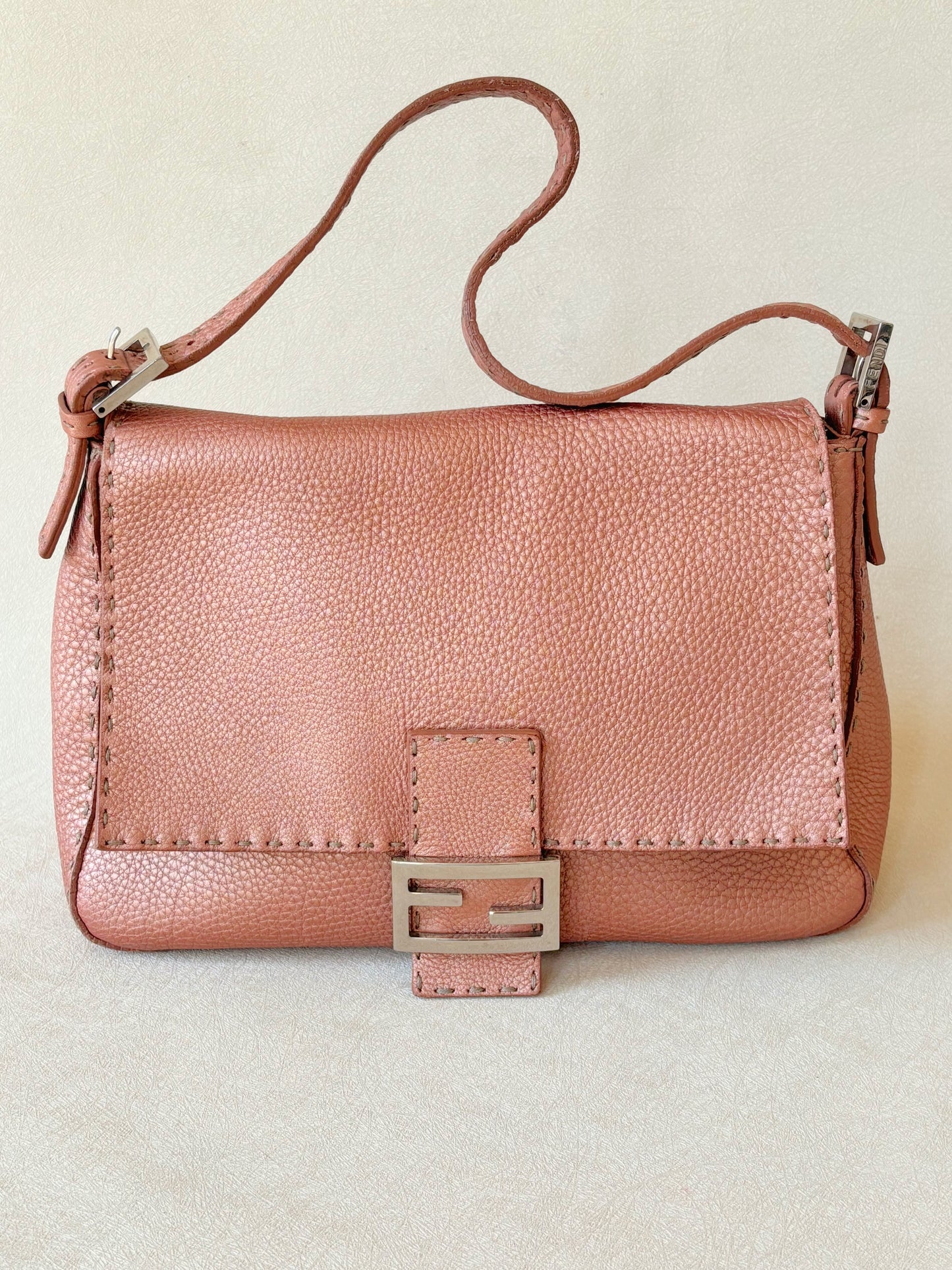 FENDI Sac Mamma Baguette