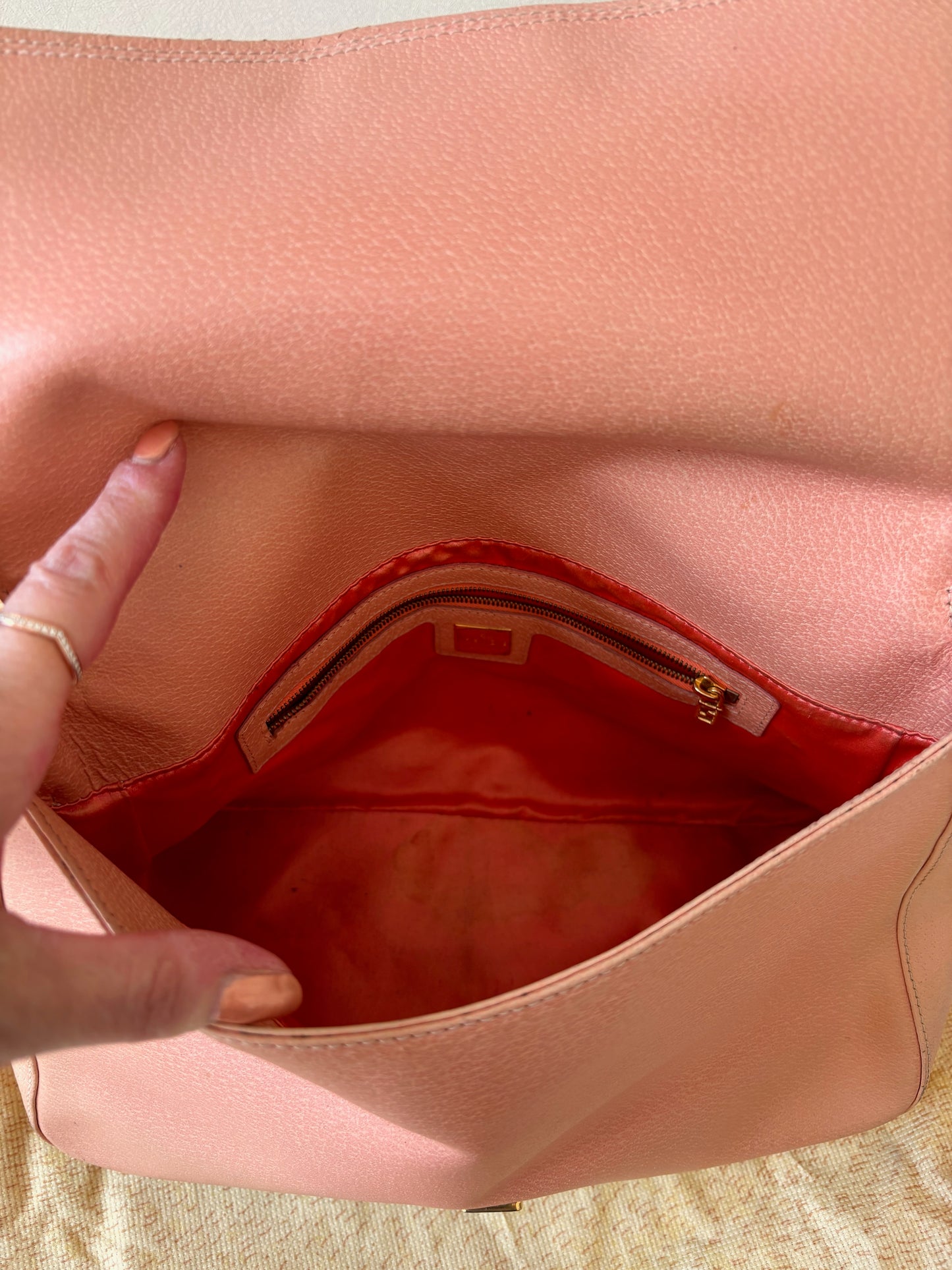 FENDI Sac Mamma Baguette