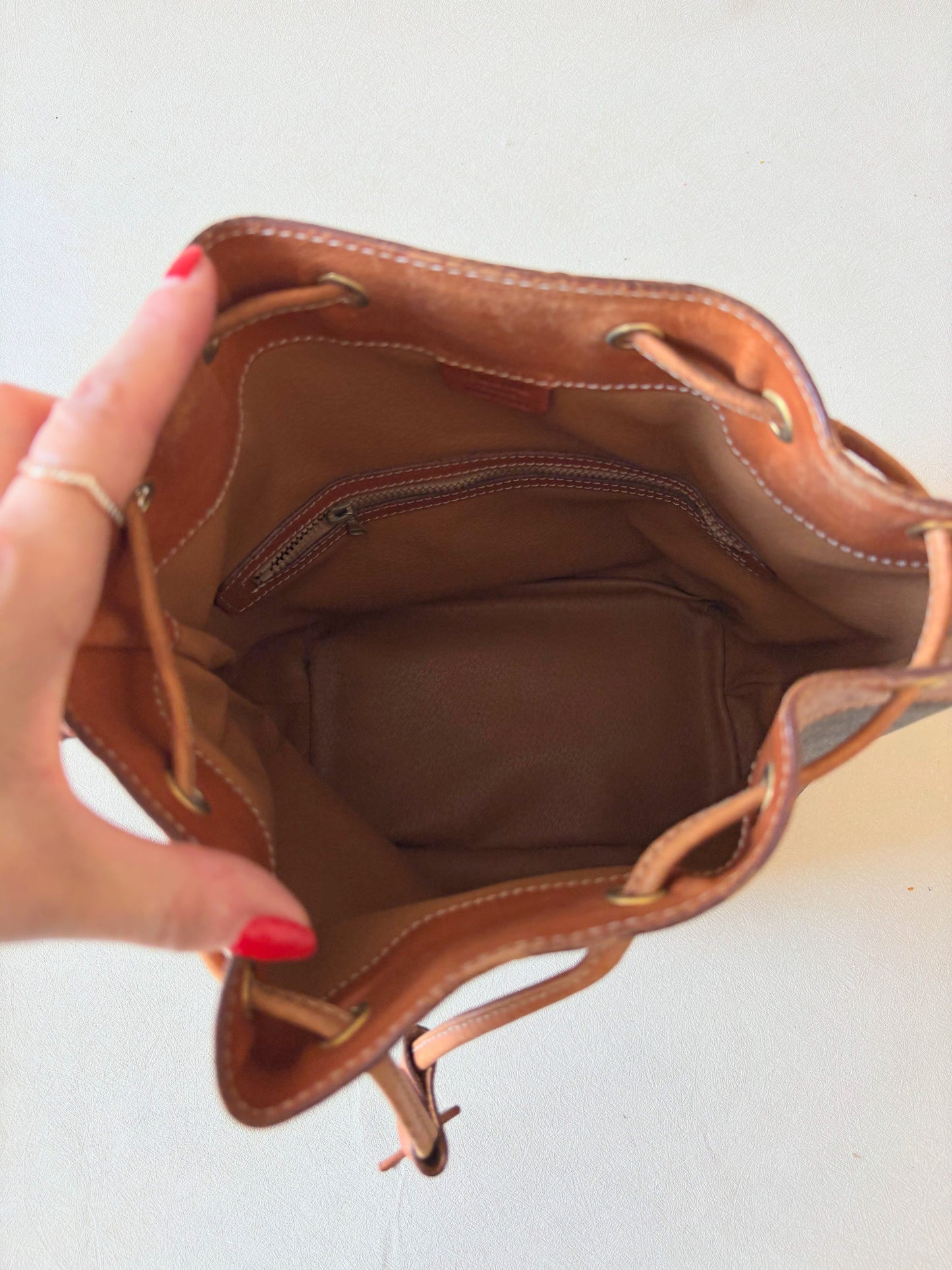CÉLINE Sac Seau Triomphe