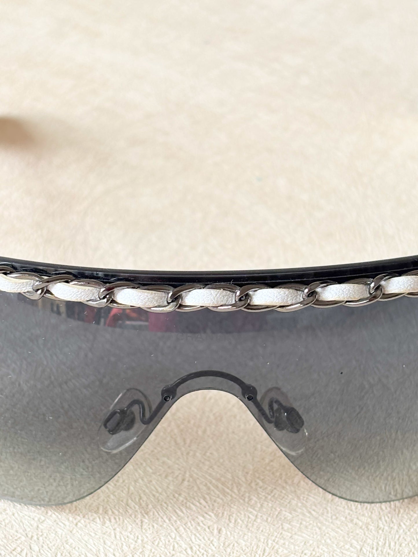 CHANEL Lunettes de soleil
