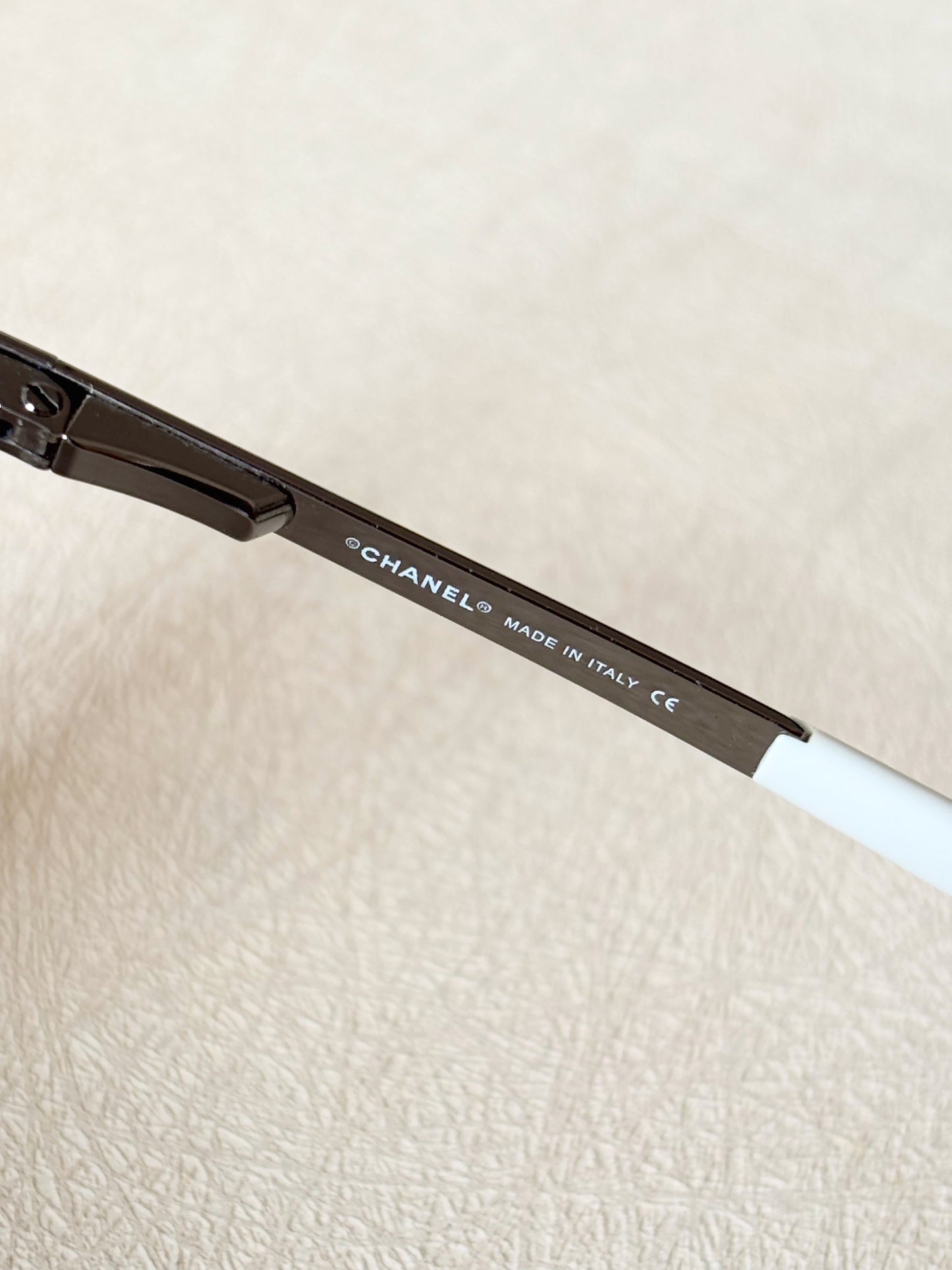 CHANEL Lunettes de soleil