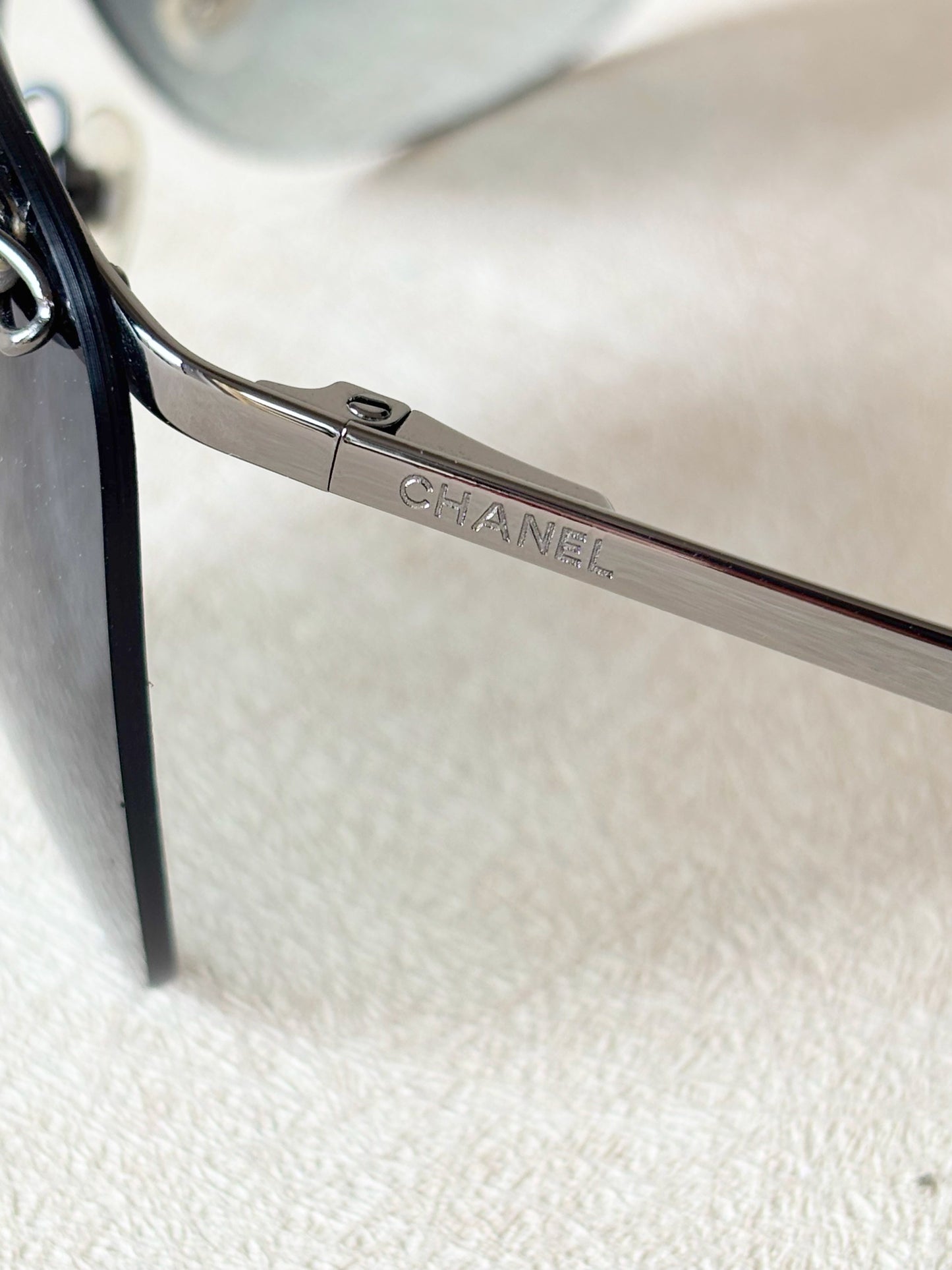 CHANEL Lunettes de soleil
