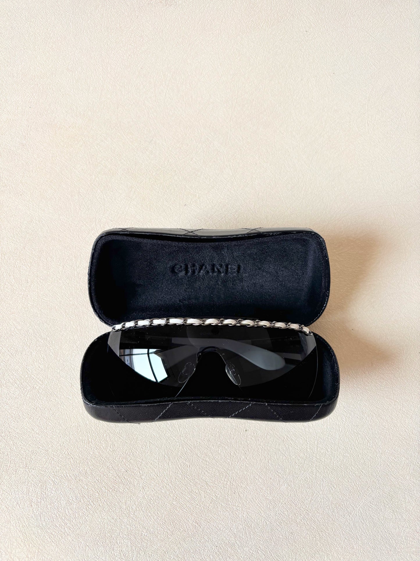 CHANEL Lunettes de soleil