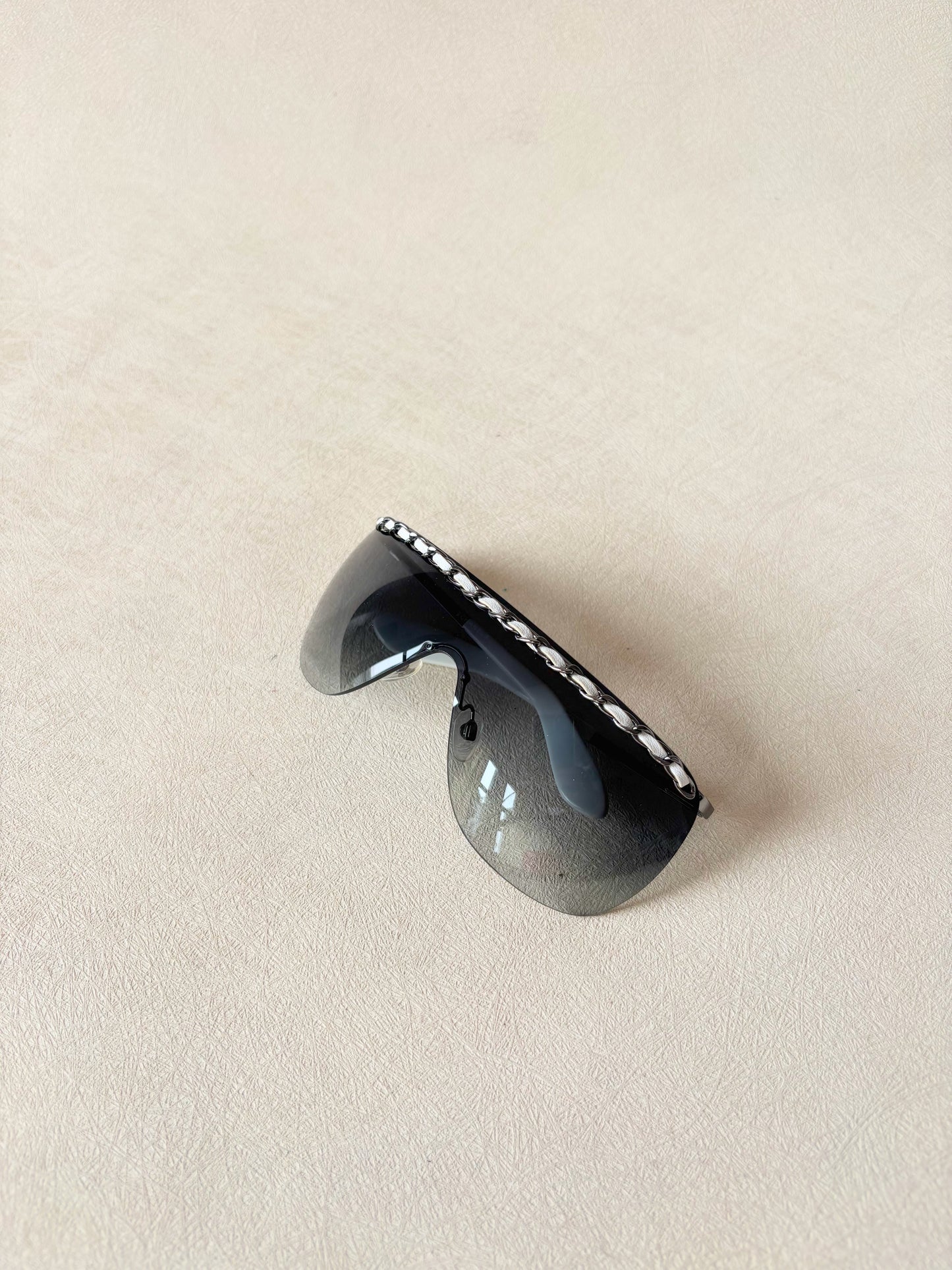 CHANEL Lunettes de soleil