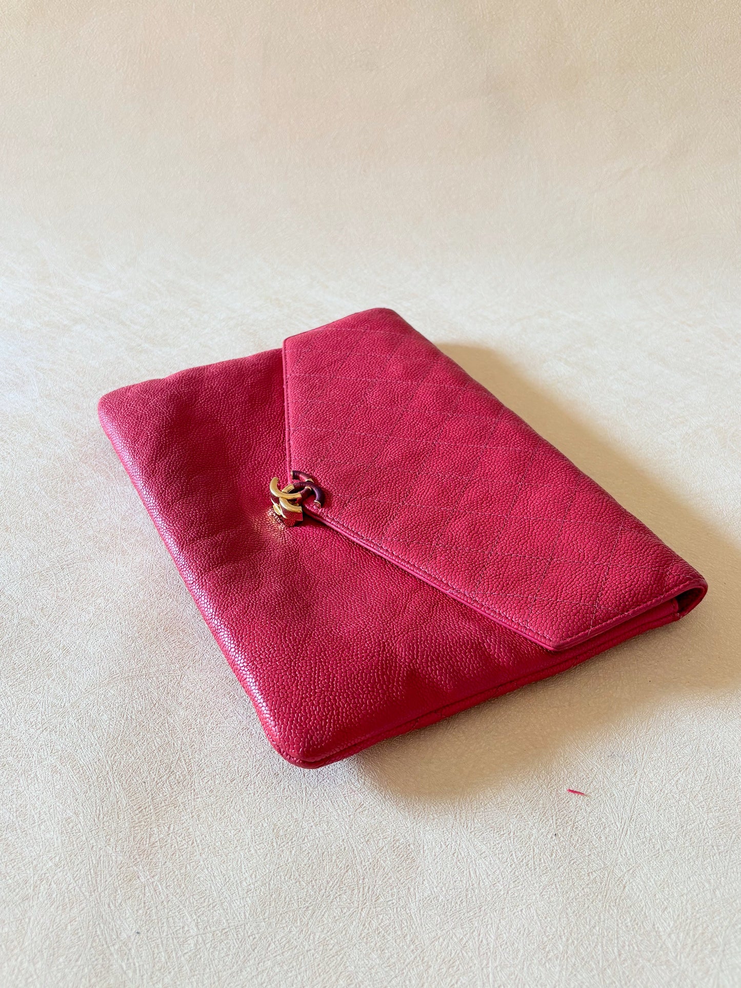 CHANEL Pochette cuir caviar