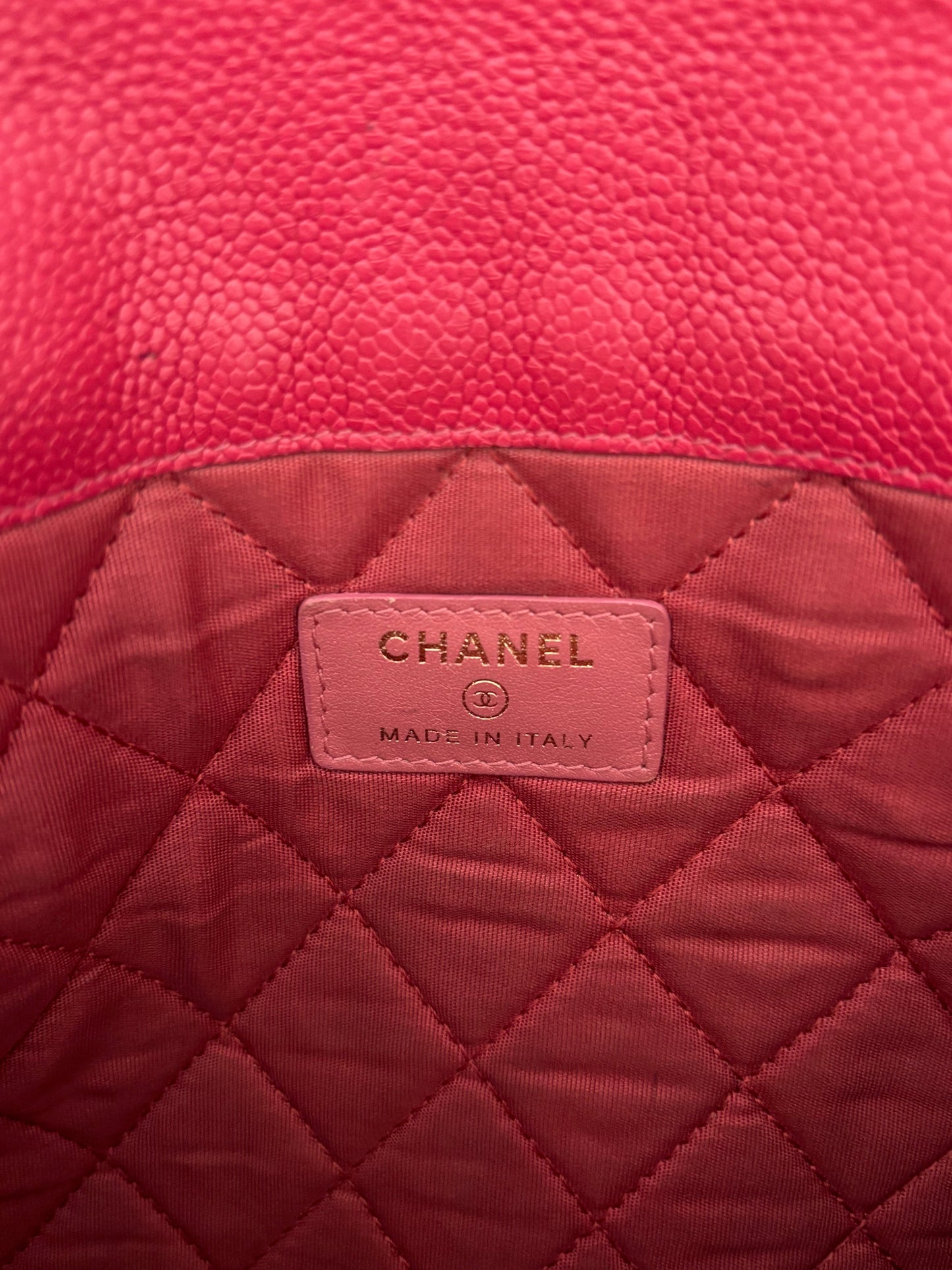 CHANEL Pochette cuir caviar