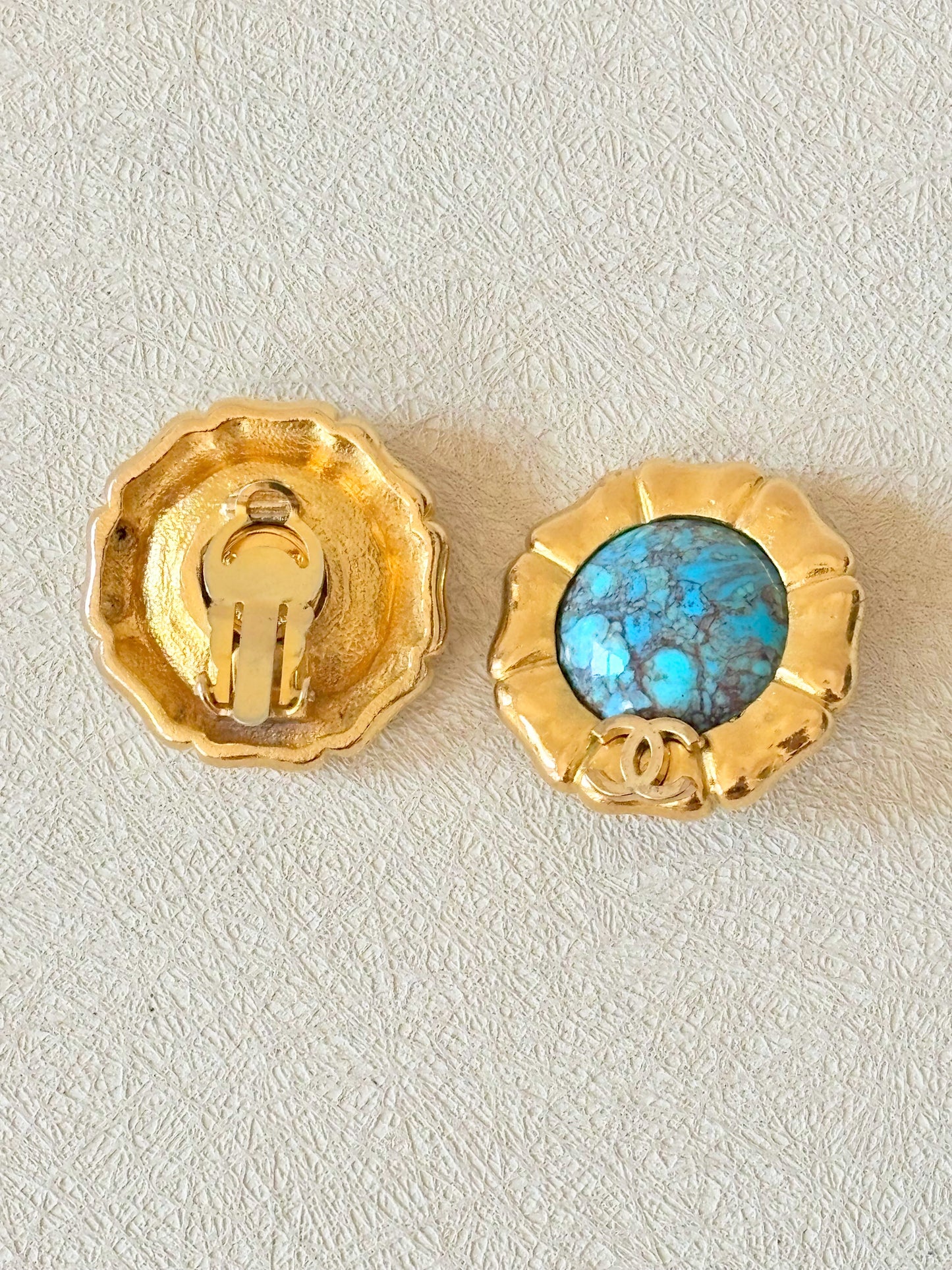 CHANEL Boucles d'oreilles