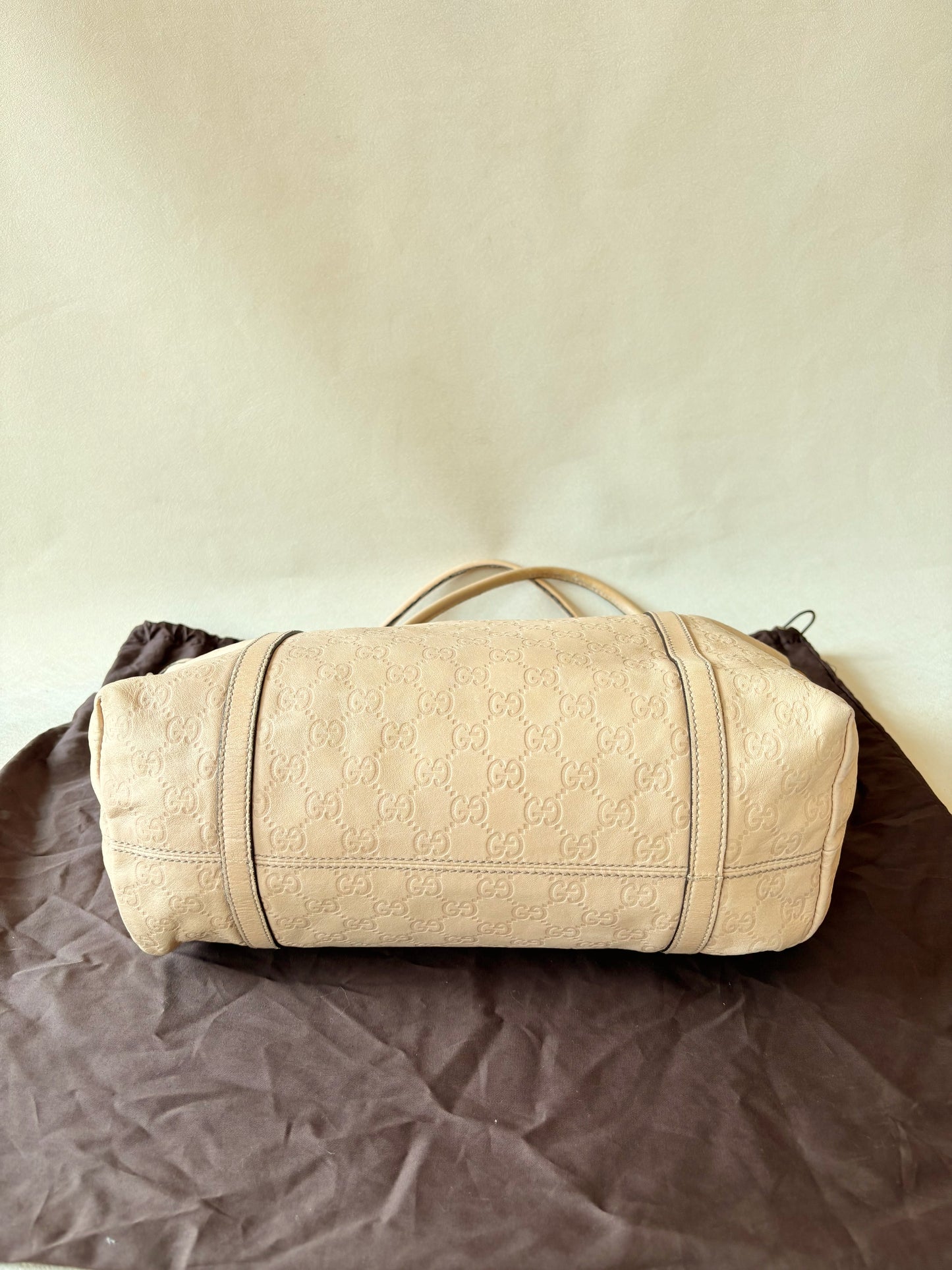 GUCCI Sac Cabas Guccissima