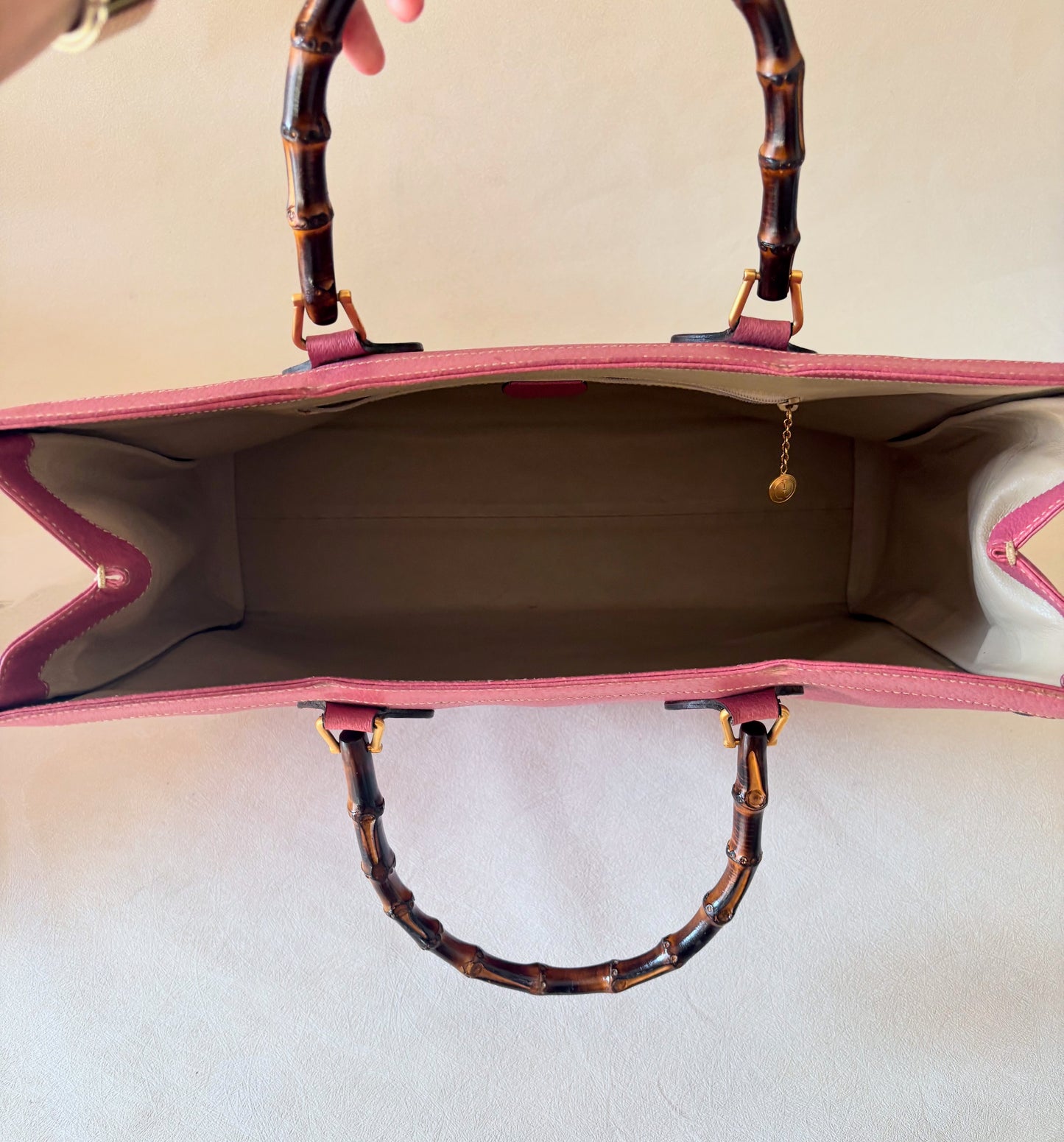 GUCCI Sac Maxi cabas Diana