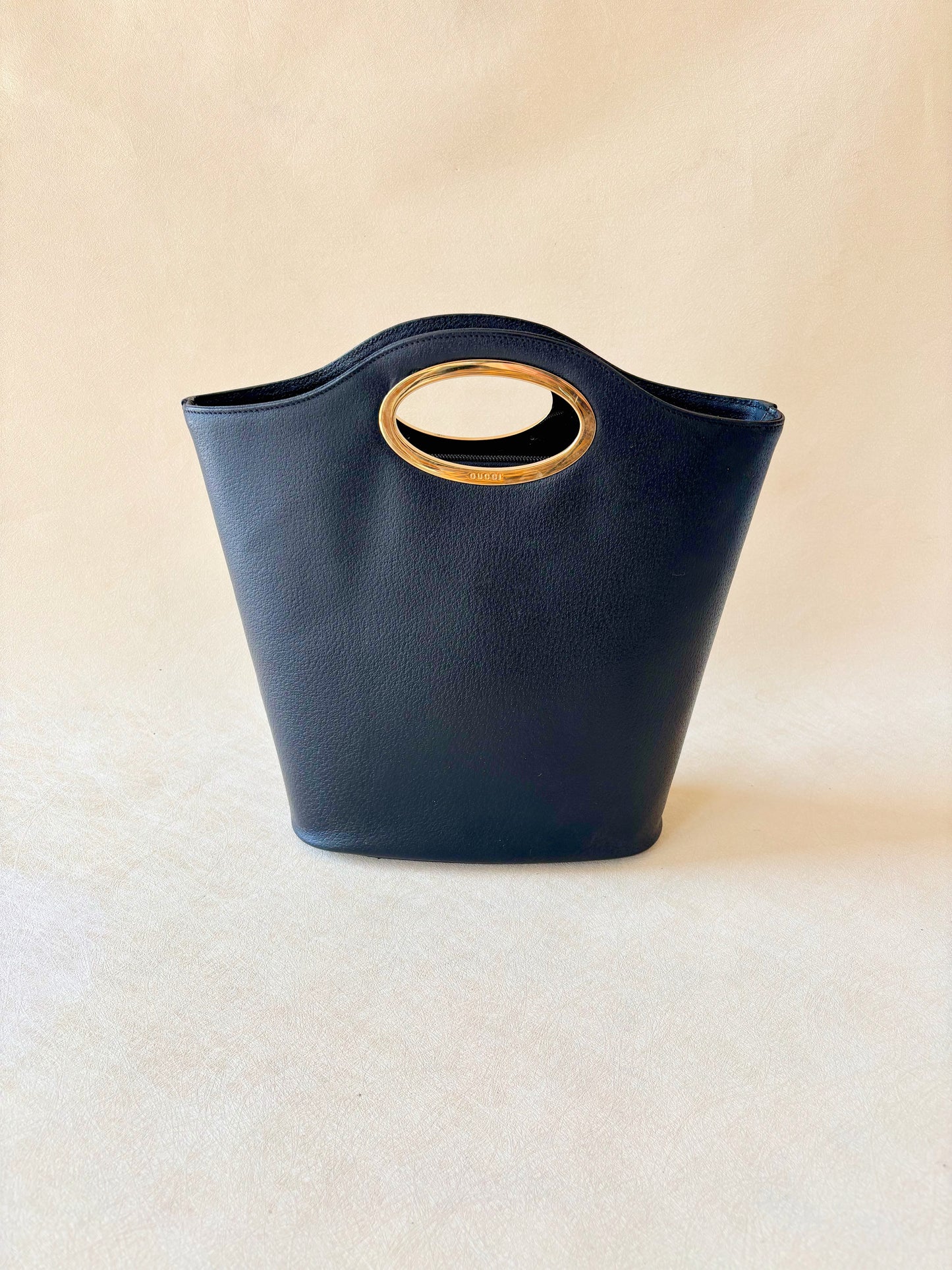 GUCCI Sac en cuir noir