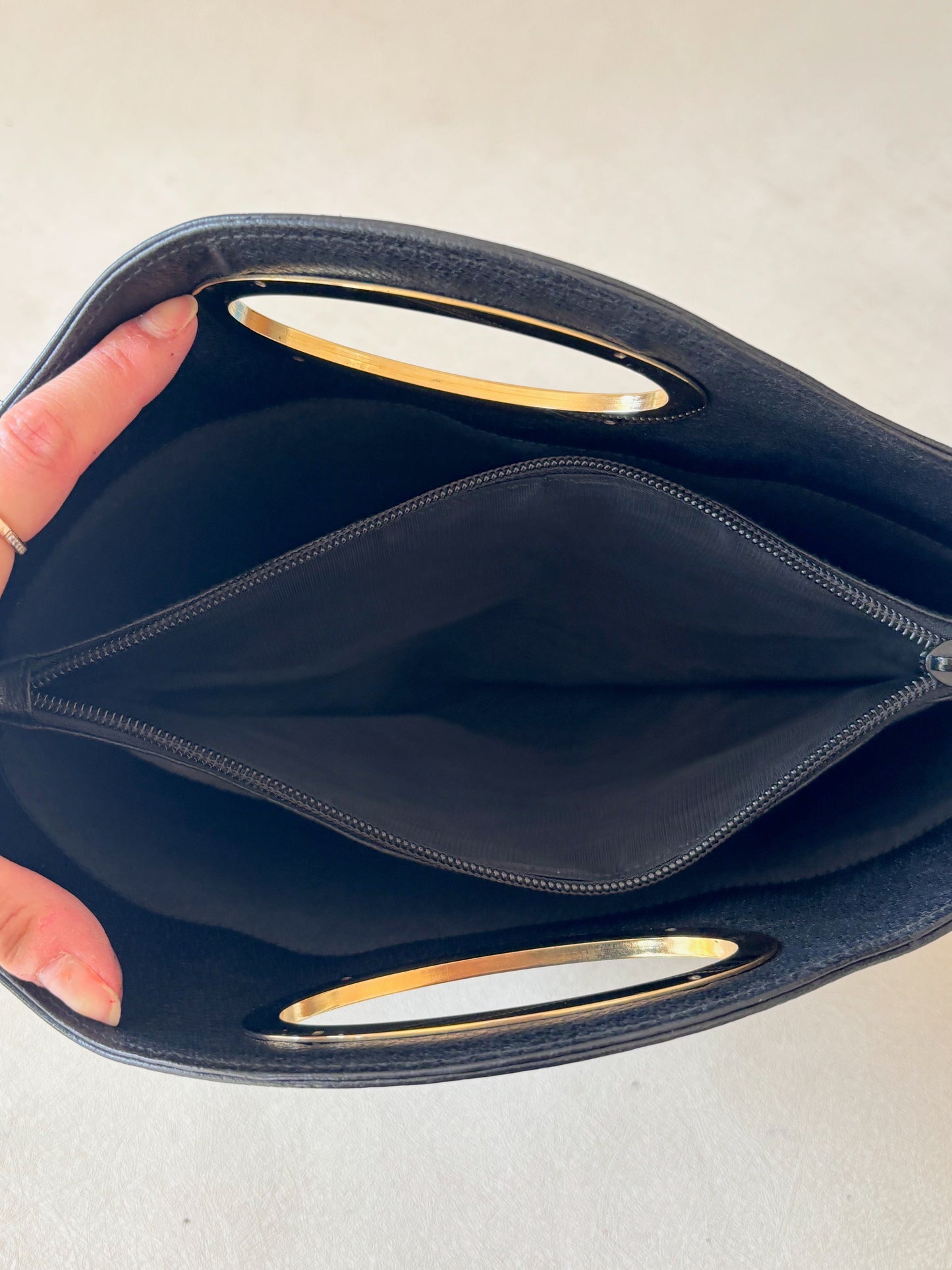 GUCCI Sac en cuir noir