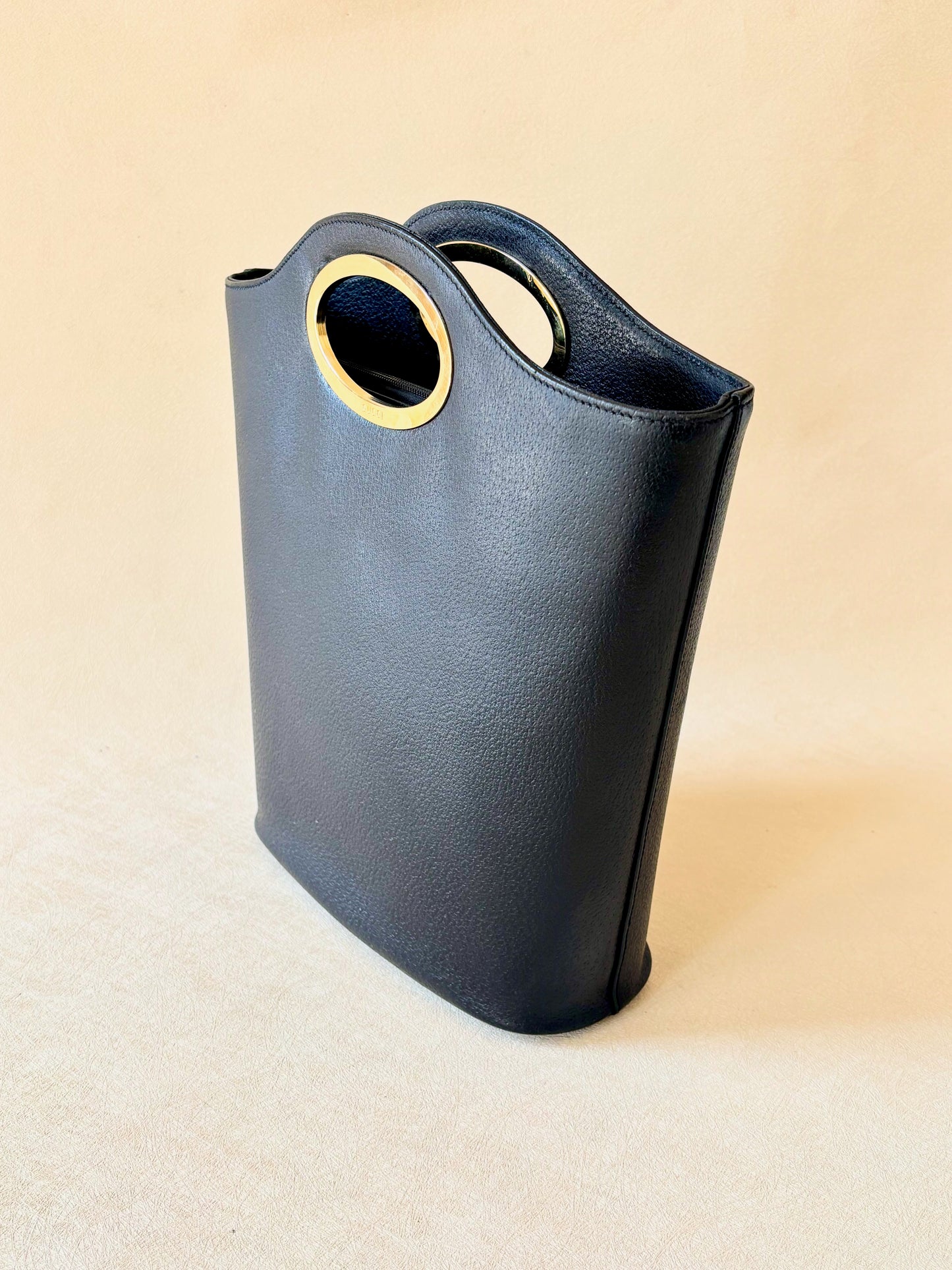GUCCI Sac en cuir noir