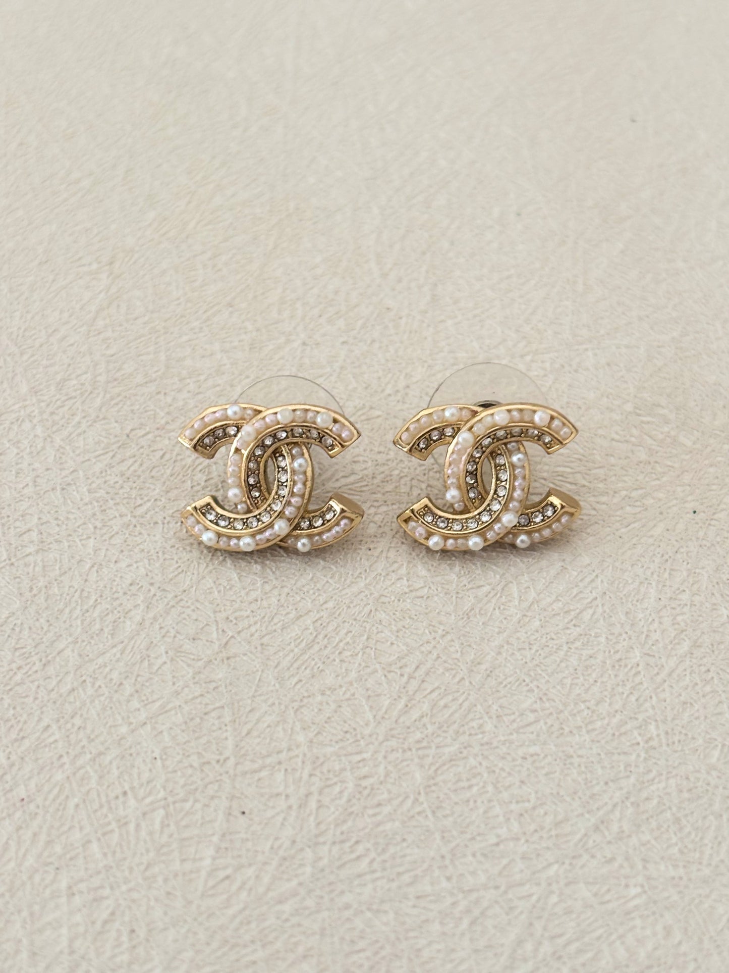 CHANEL Boucles d'oreille