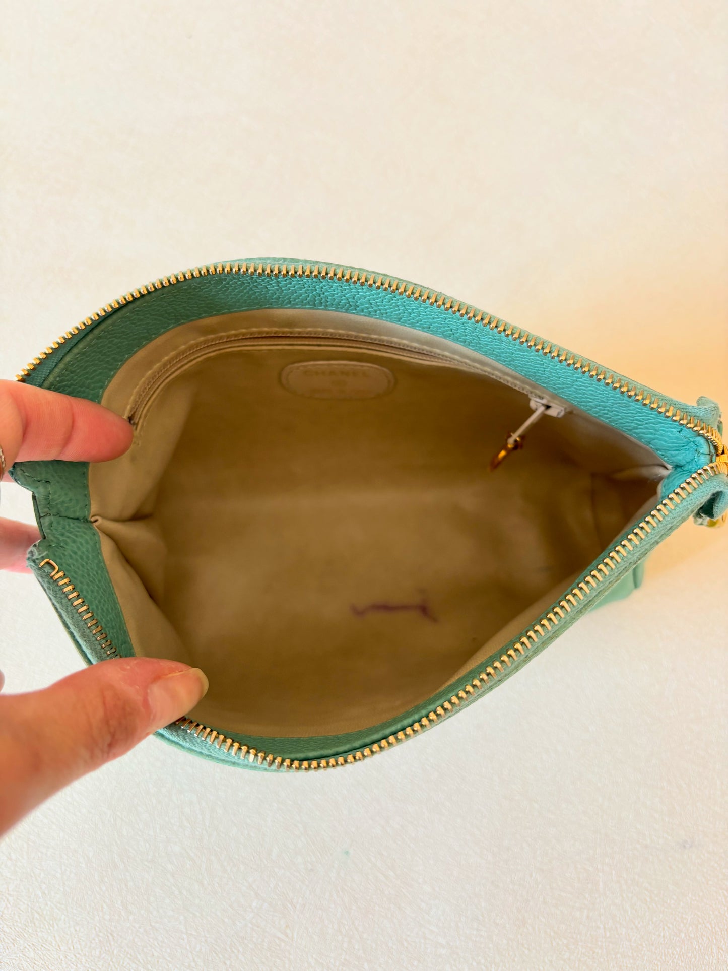CHANEL Pochette