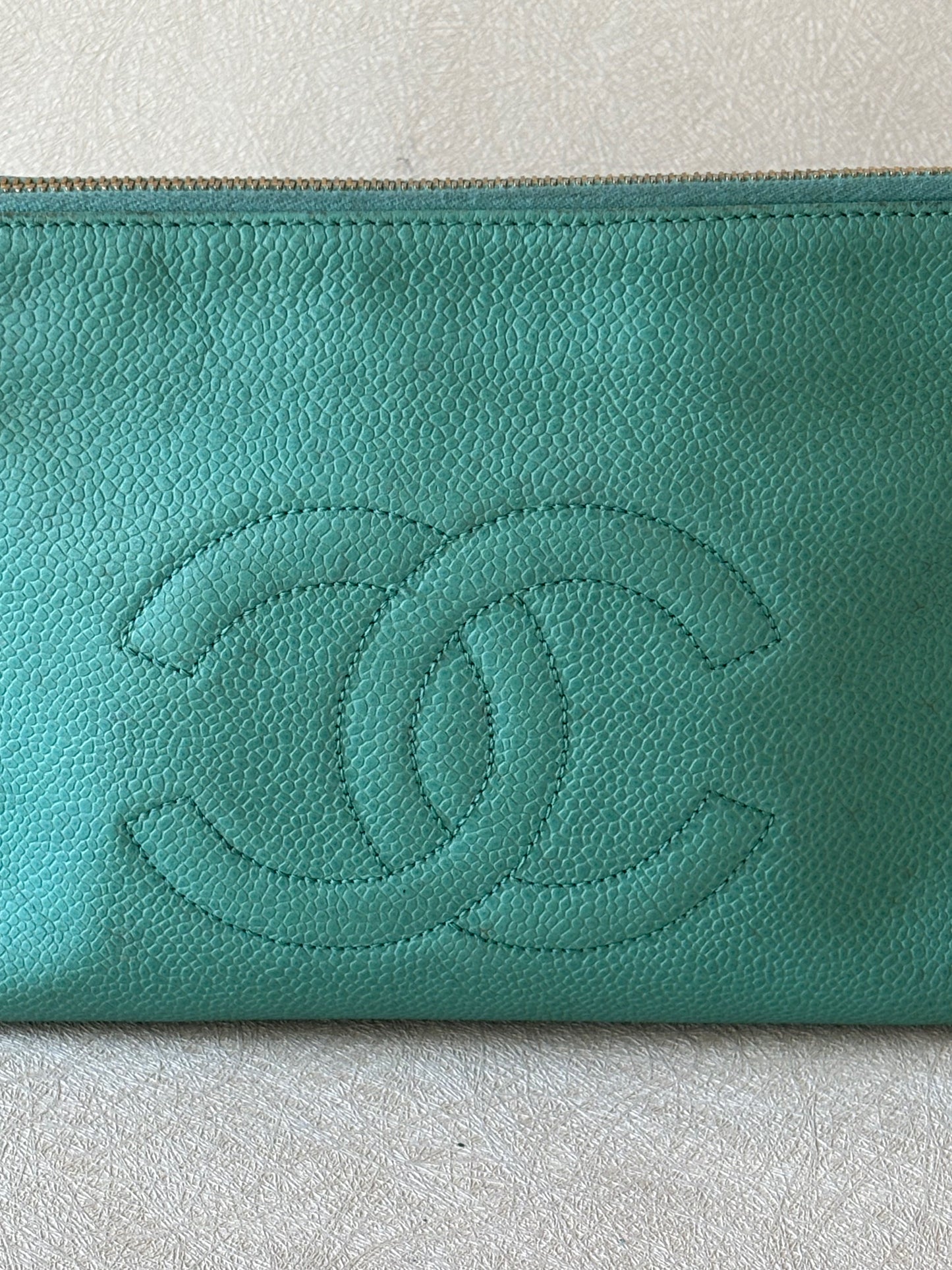 CHANEL Pochette