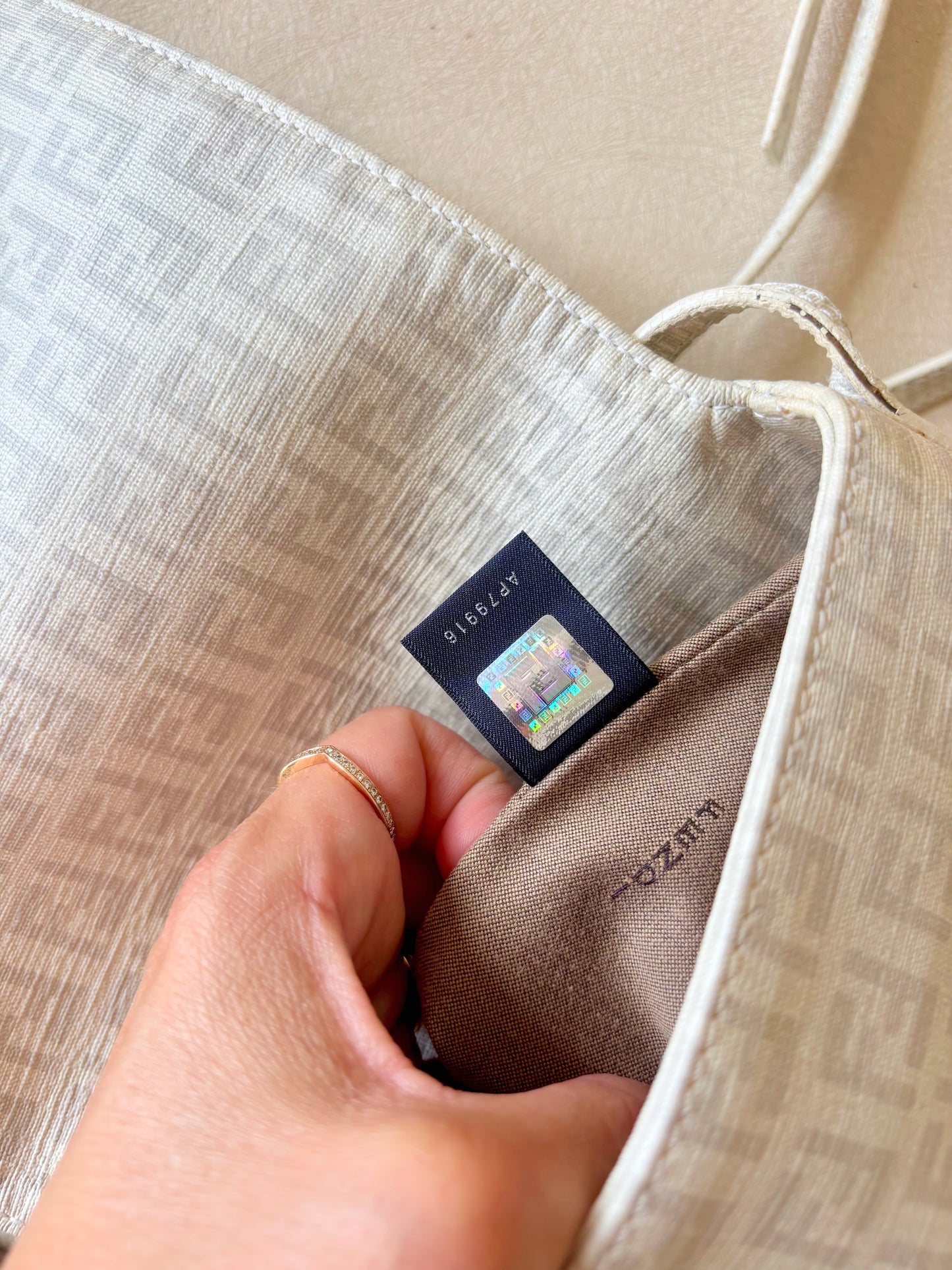 FENDI Sac Besace Mamma