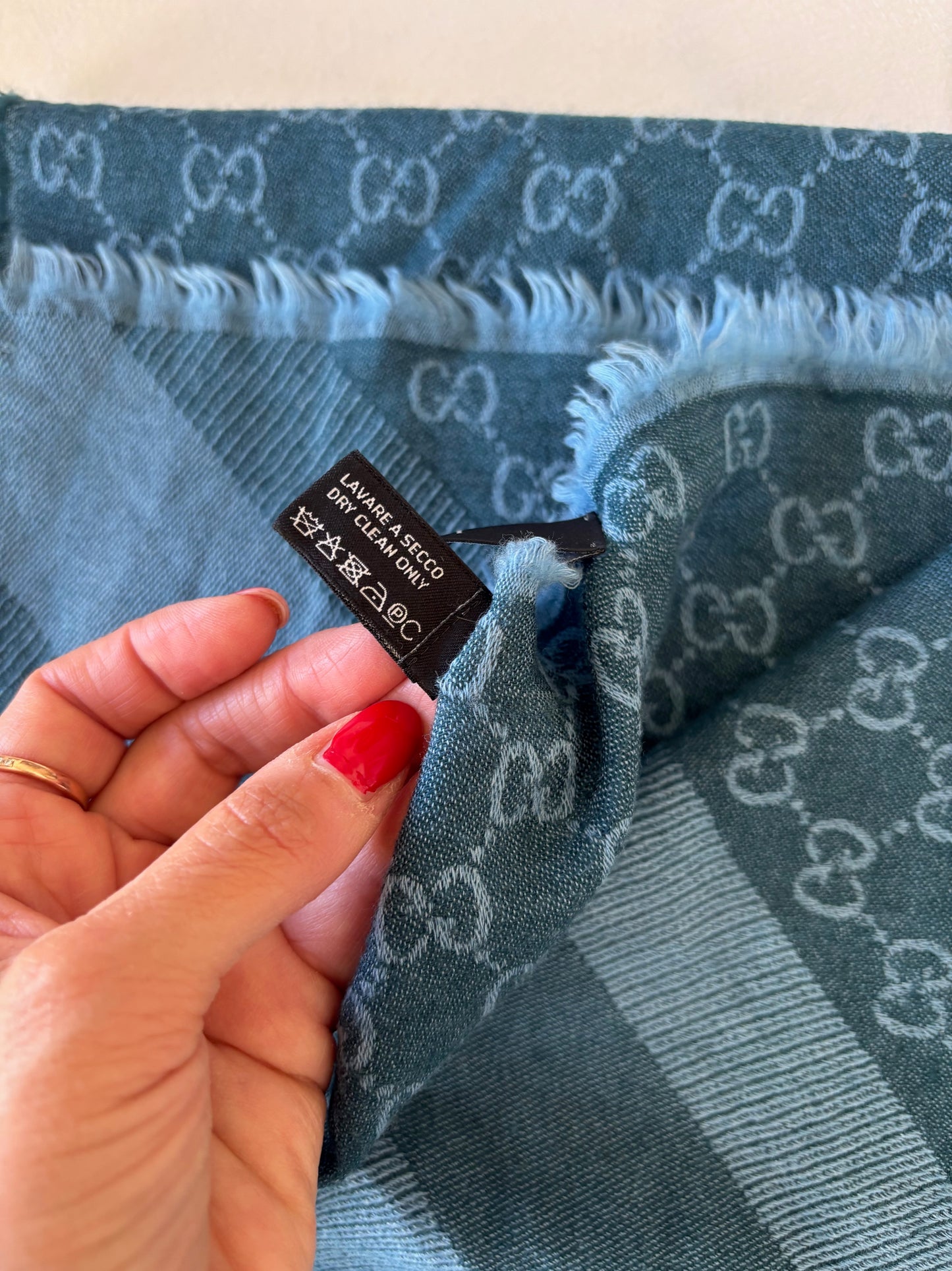 GUCCI Maxi carré