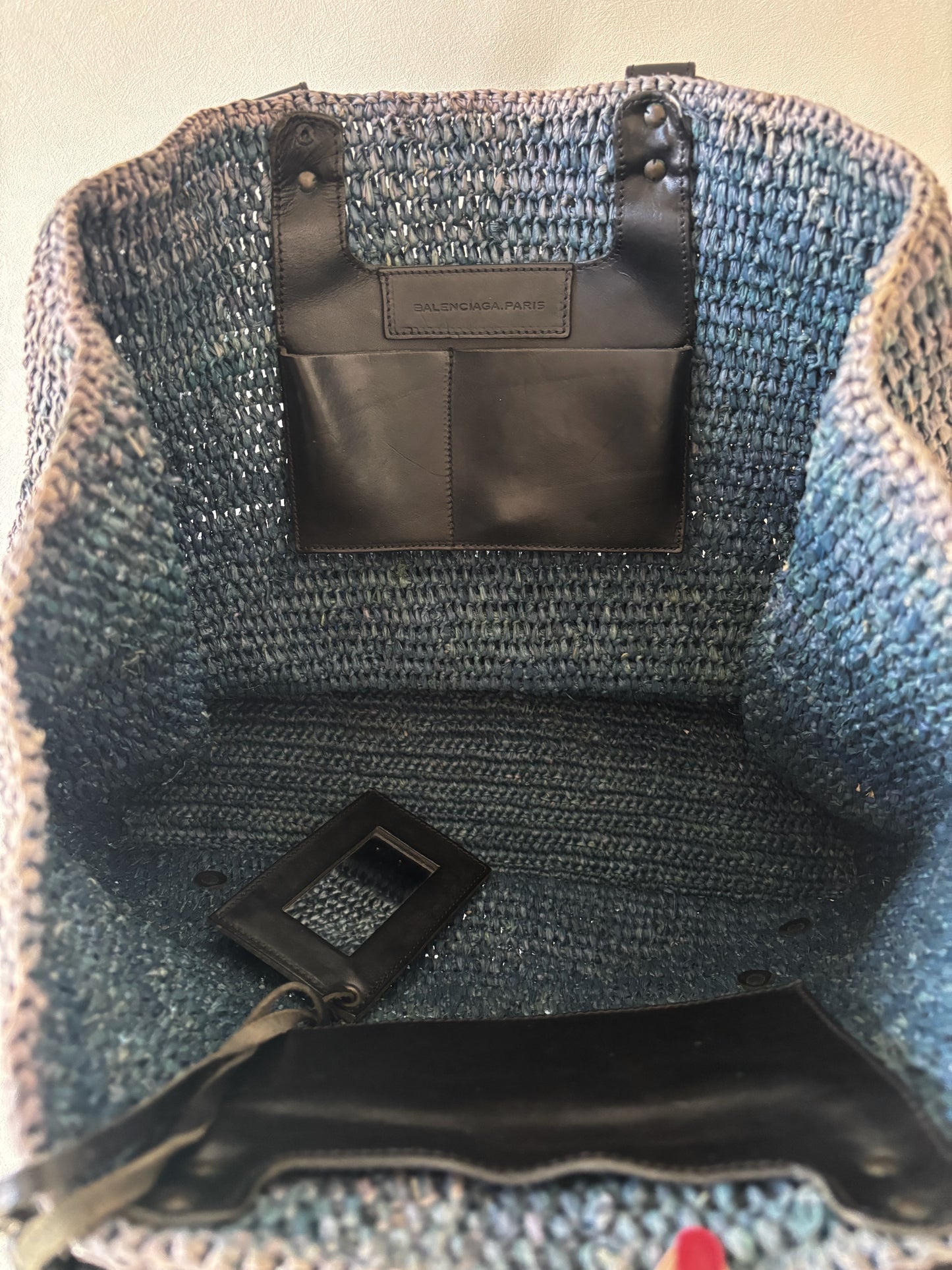 BALENCIAGA Panier en raphia
