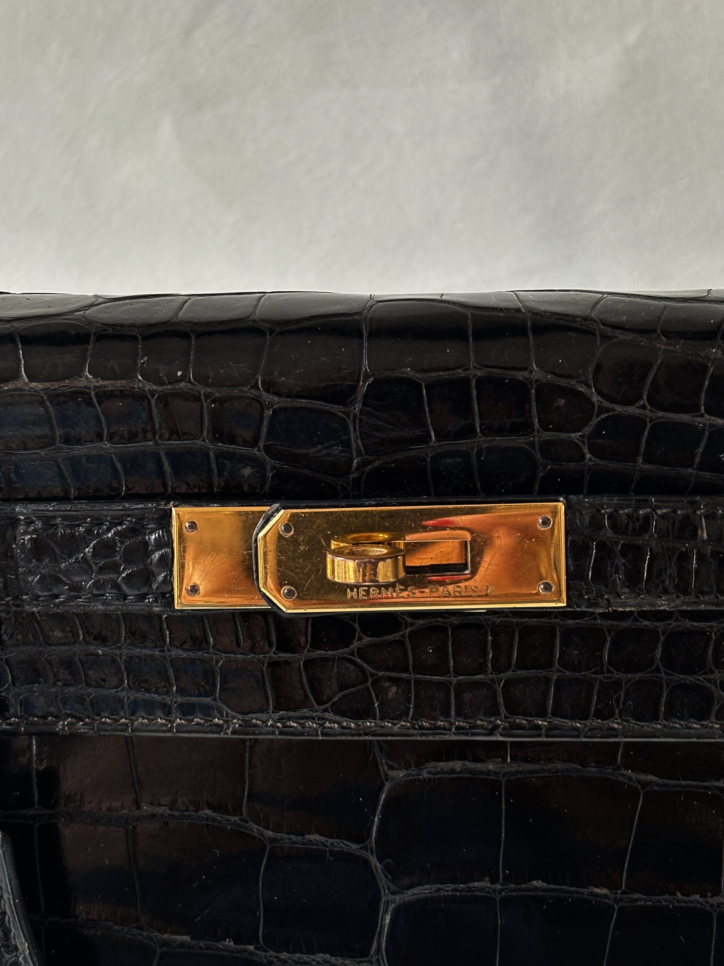 HERMÈS Sac Kelly 28 Alligator