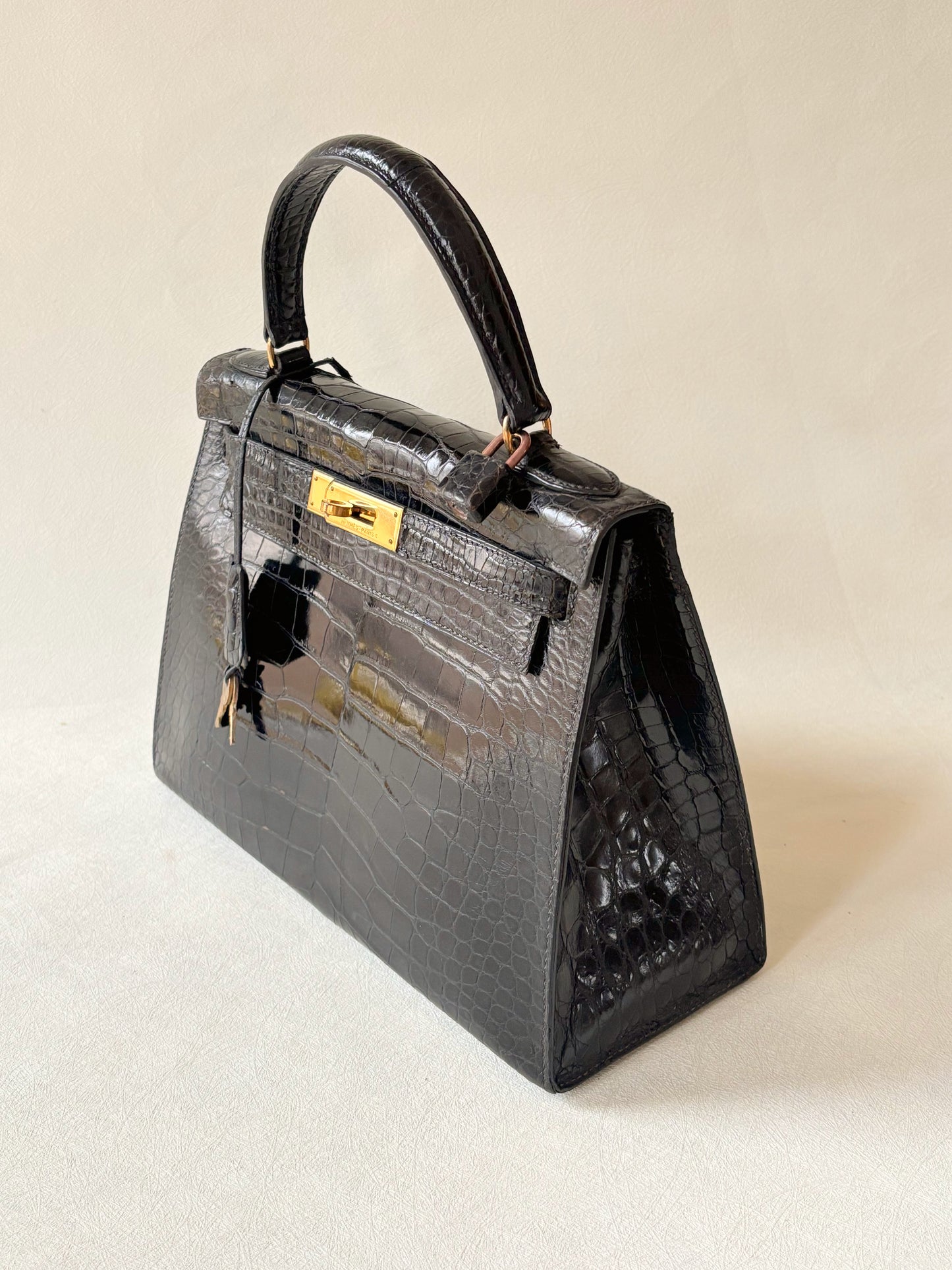 HERMÈS Sac Kelly 28 Alligator