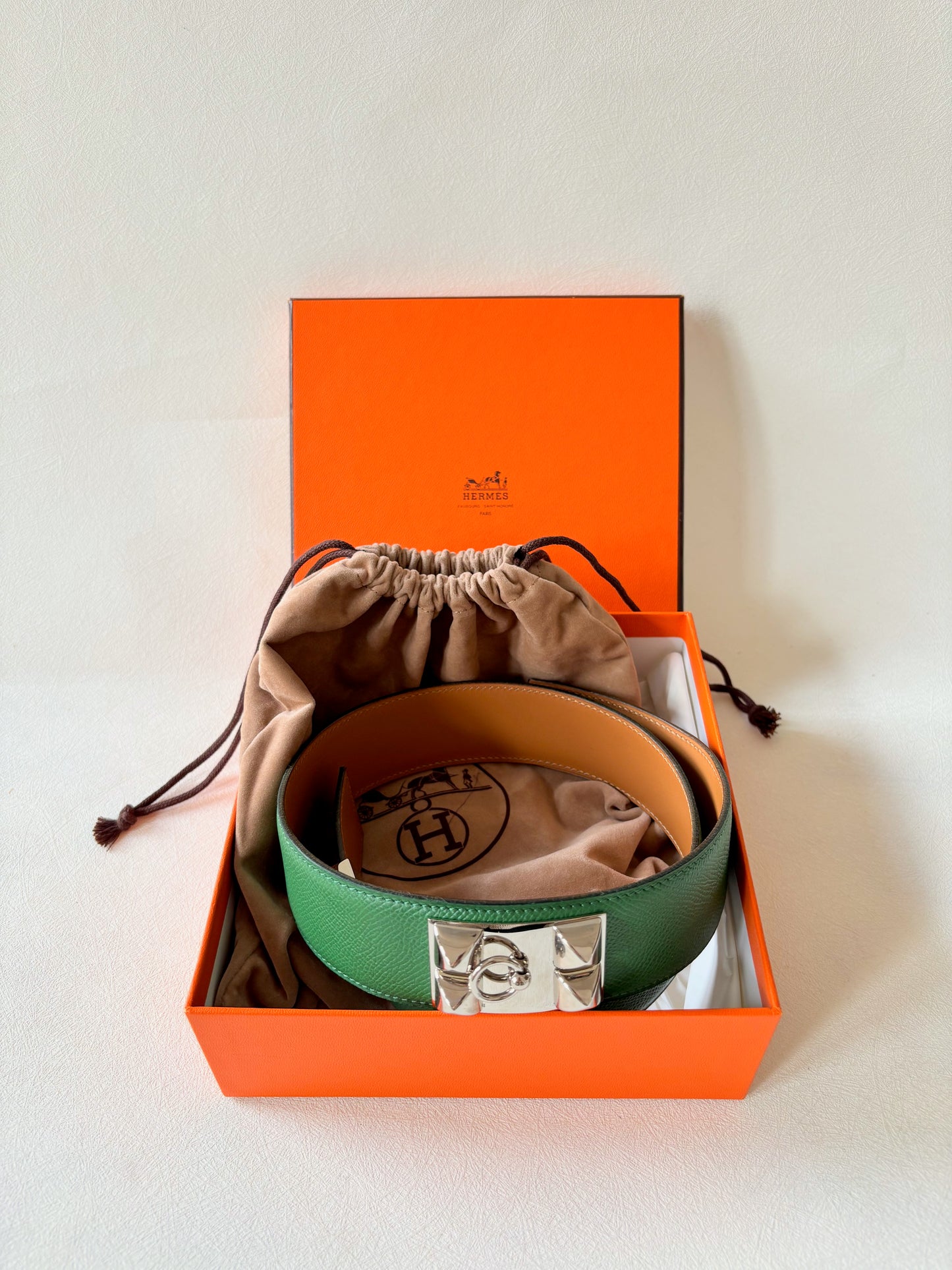 HERMÈS Ceinture Médor