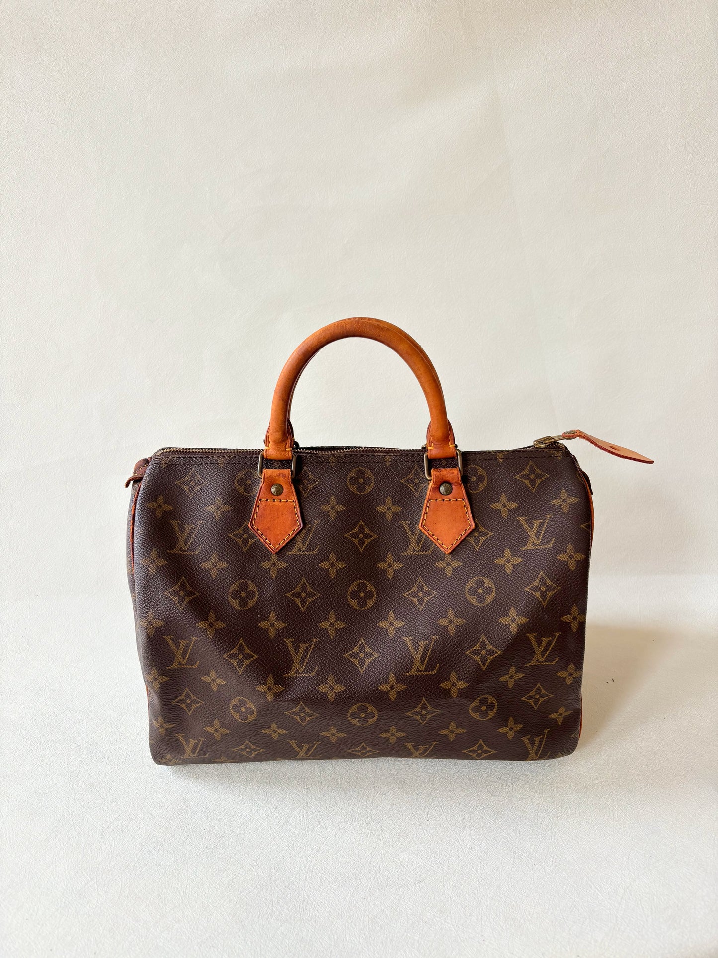LOUIS VUITTON Speedy 30