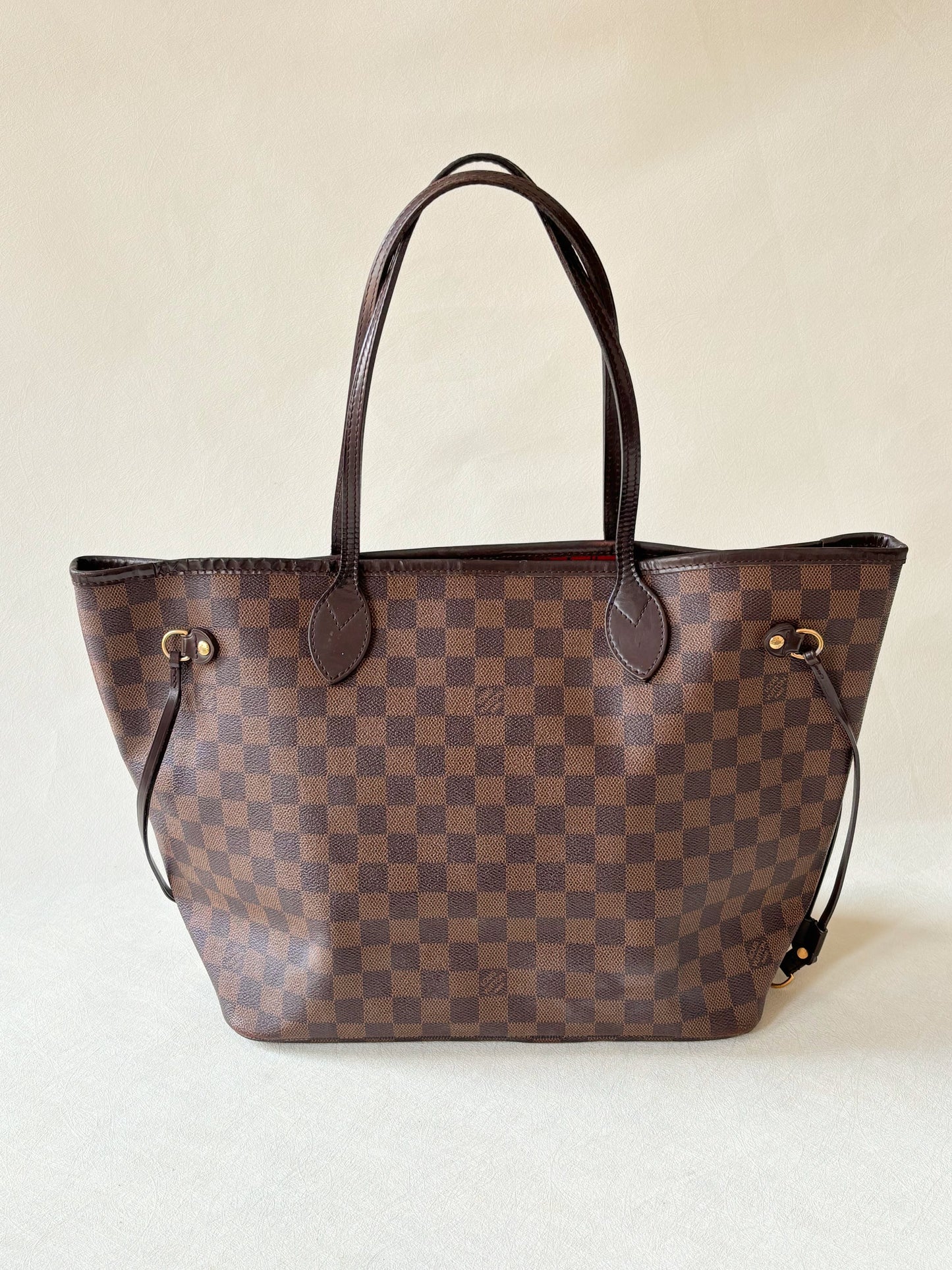 LOUIS VUITTON Sac Neverfull