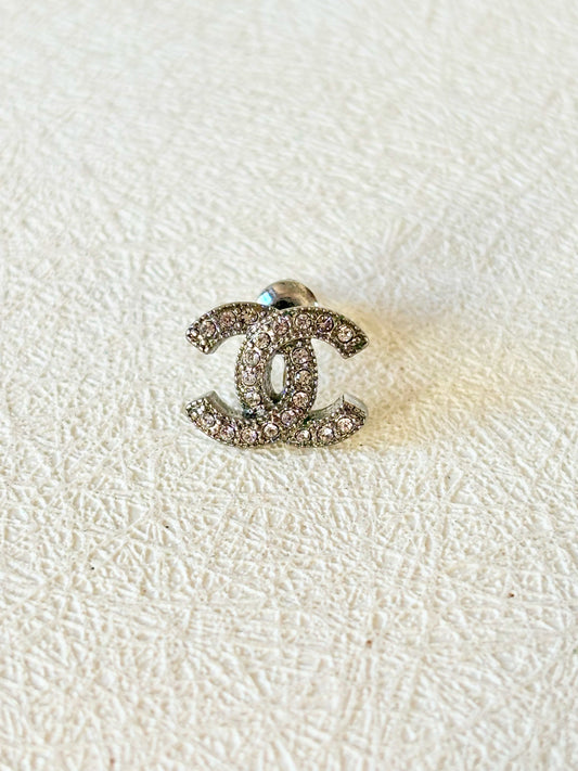 CHANEL Boucle d'oreille solitaire