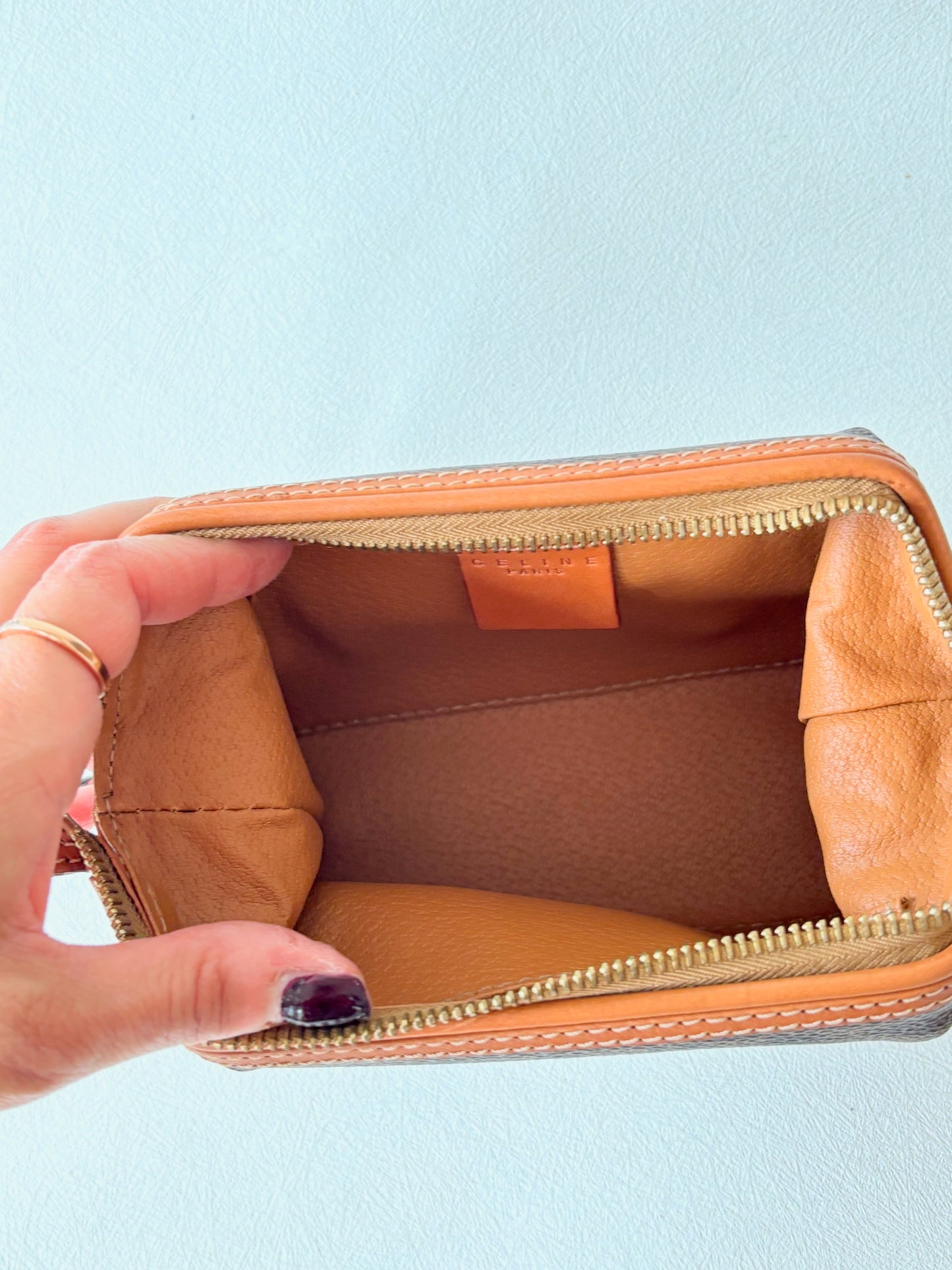CÉLINE Pochette Triomphe