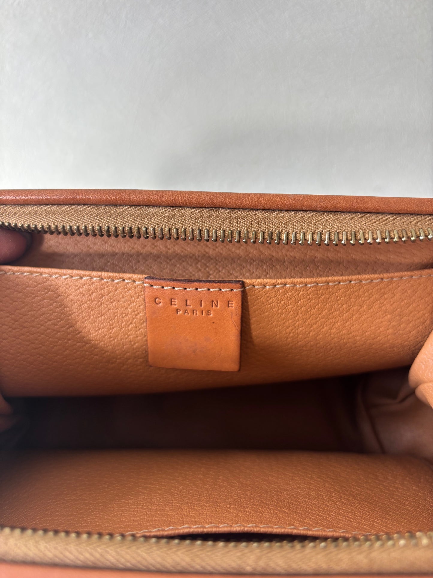 CÉLINE Pochette Triomphe