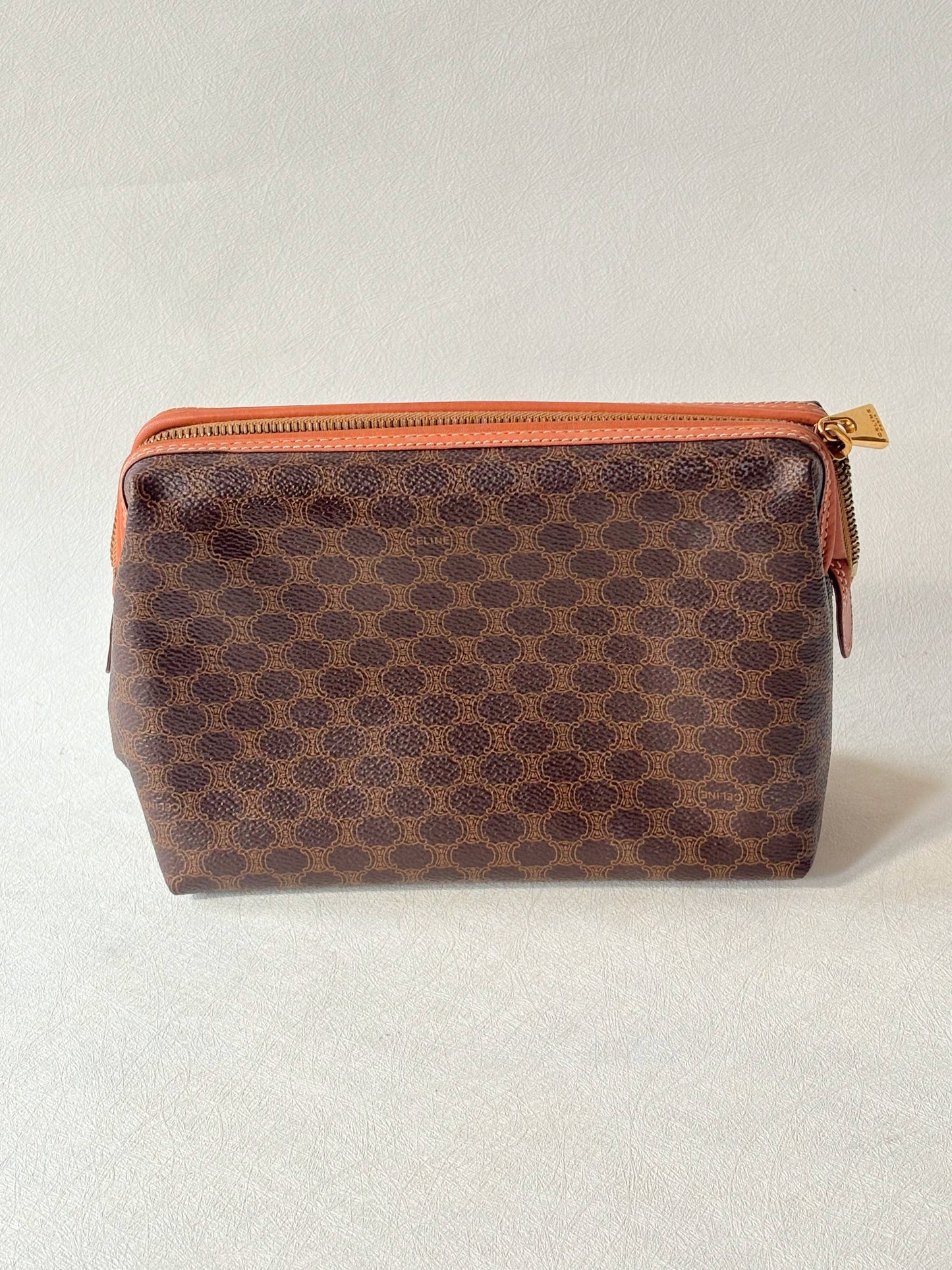 CÉLINE Pochette Triomphe