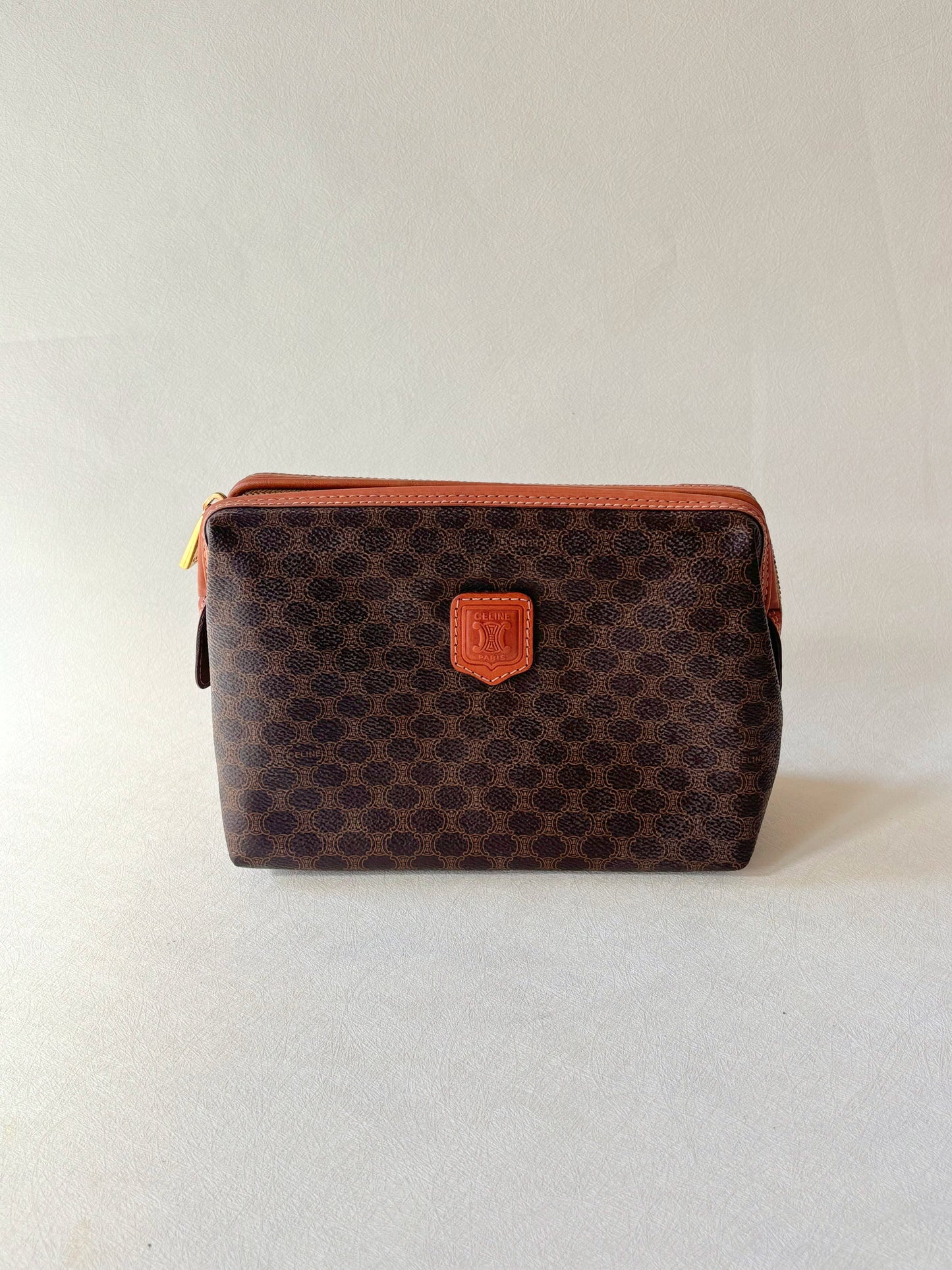CÉLINE Pochette Triomphe