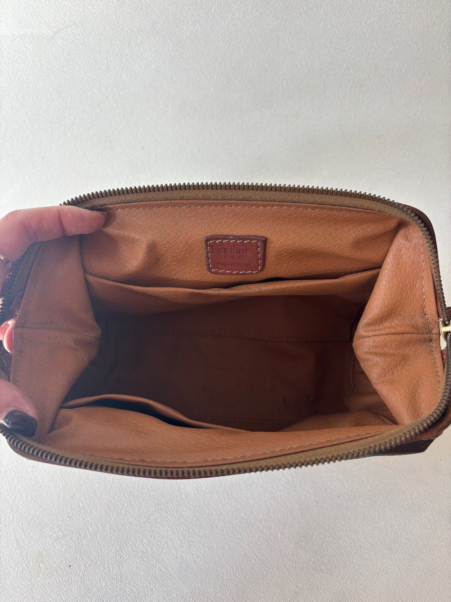 CÉLINE Pochette Triomphe