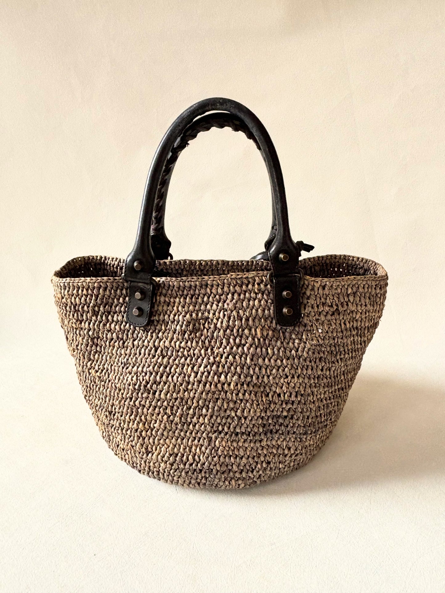 BALENCIAGA Panier raphia