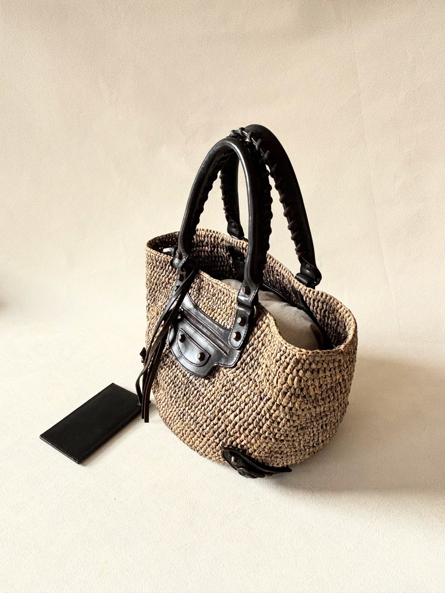 BALENCIAGA Panier raphia
