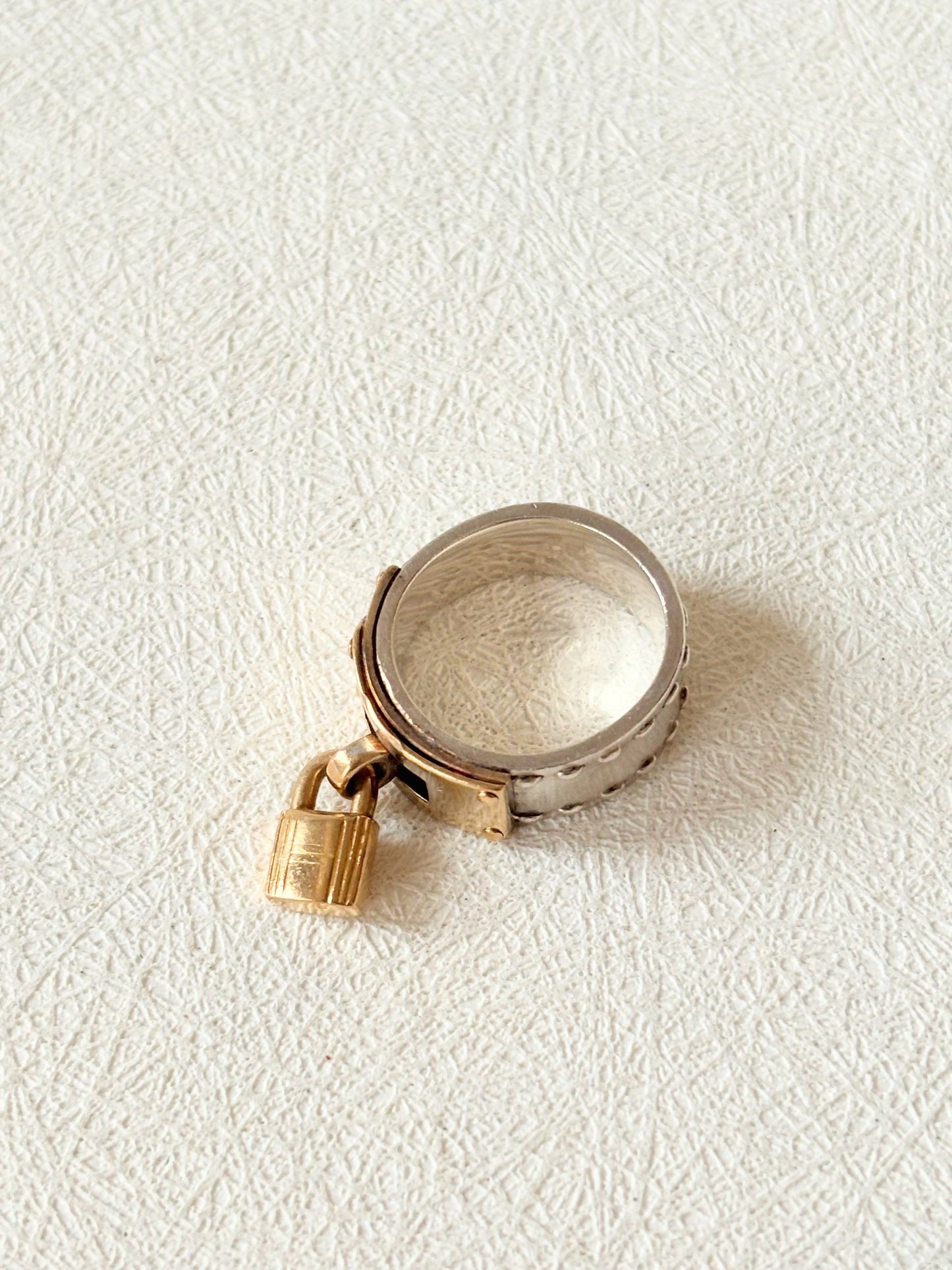HERMÈS Bague Kelly Cadenas