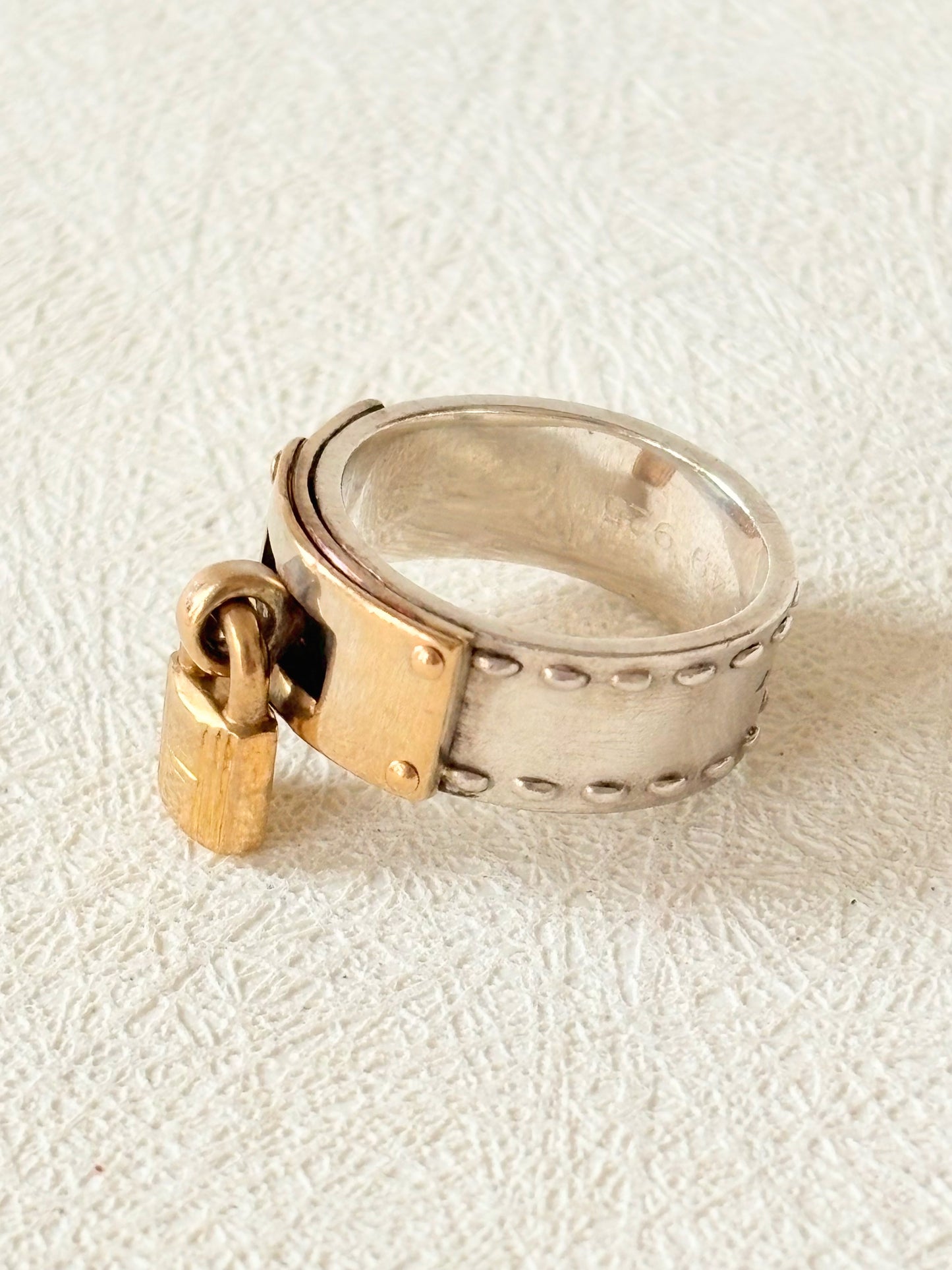 HERMÈS Bague Kelly Cadenas