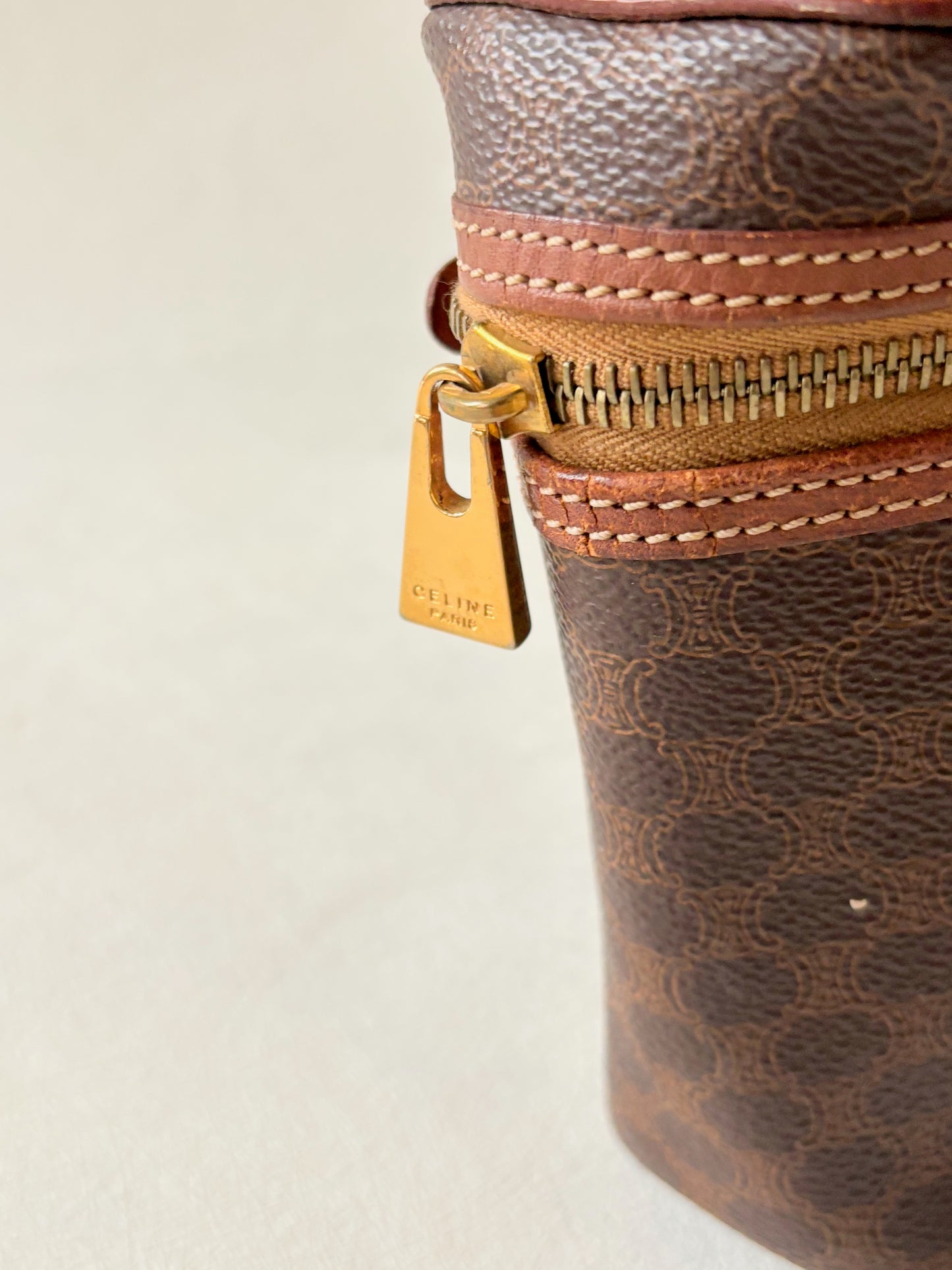 CÉLINE Vanity Case Triomphe