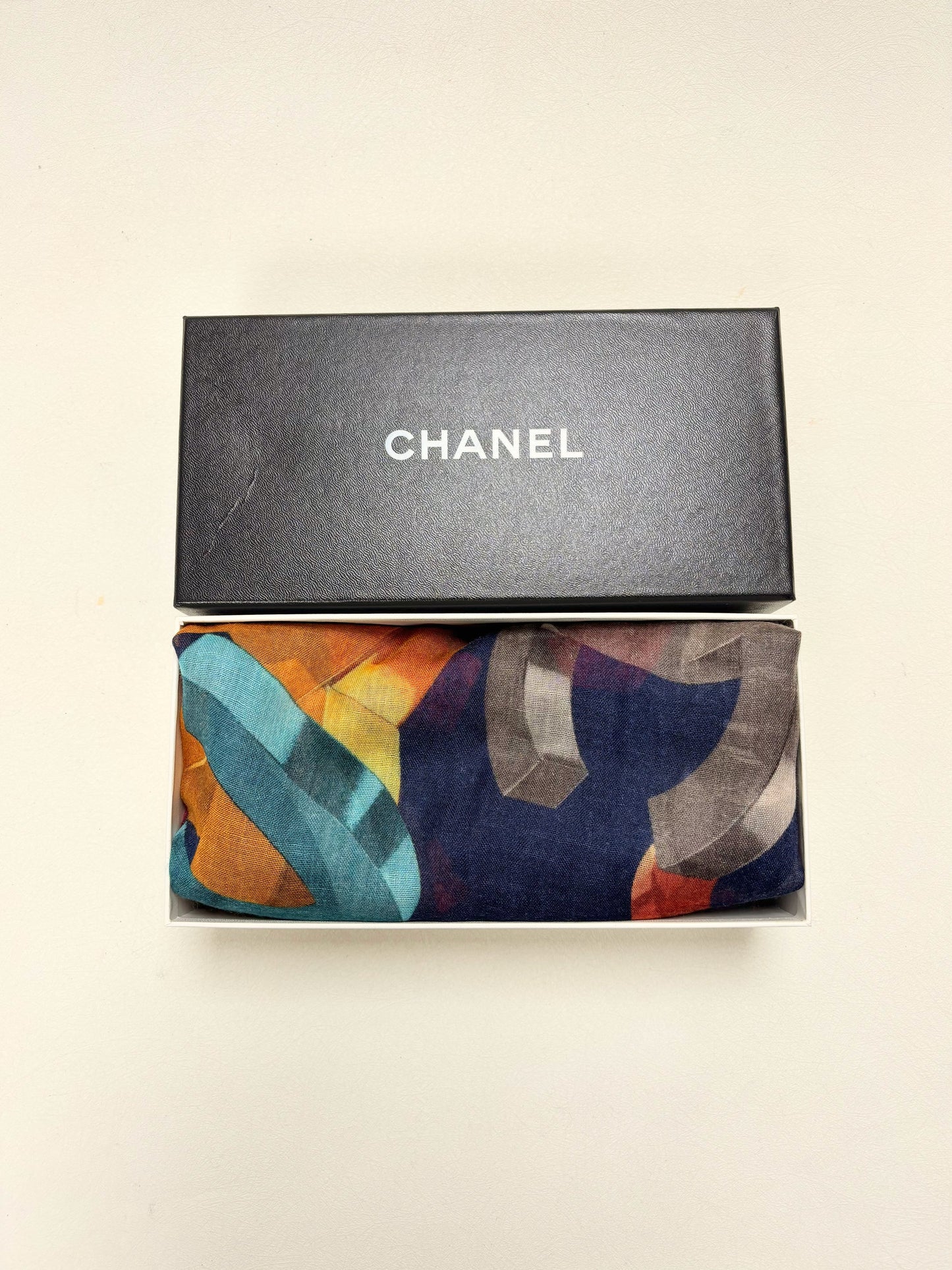 CHANEL Maxi Carré Cachemire