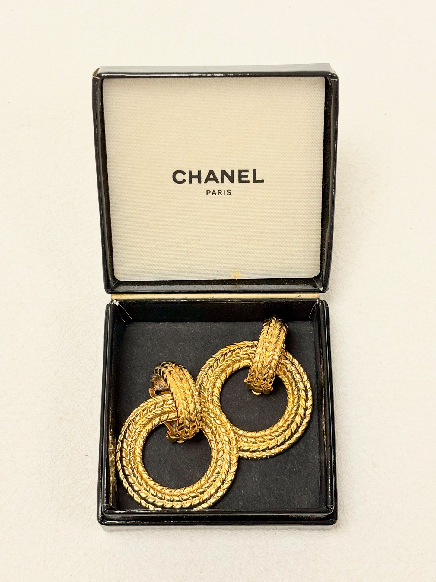 CHANEL Boucles d'oreilles Hoop