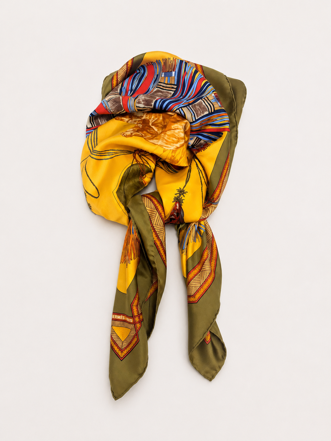 HERMÈS Foulard carré