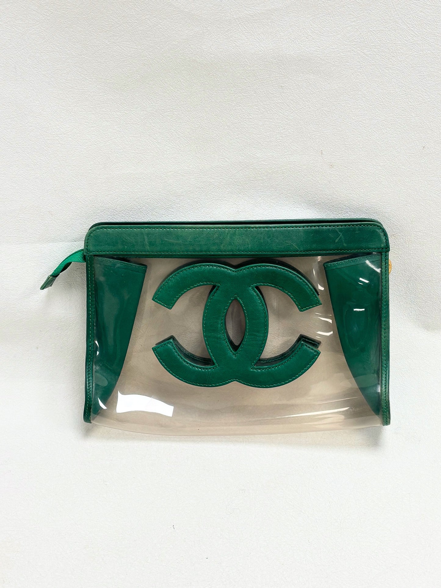 CHANEL Pochette Vinyle